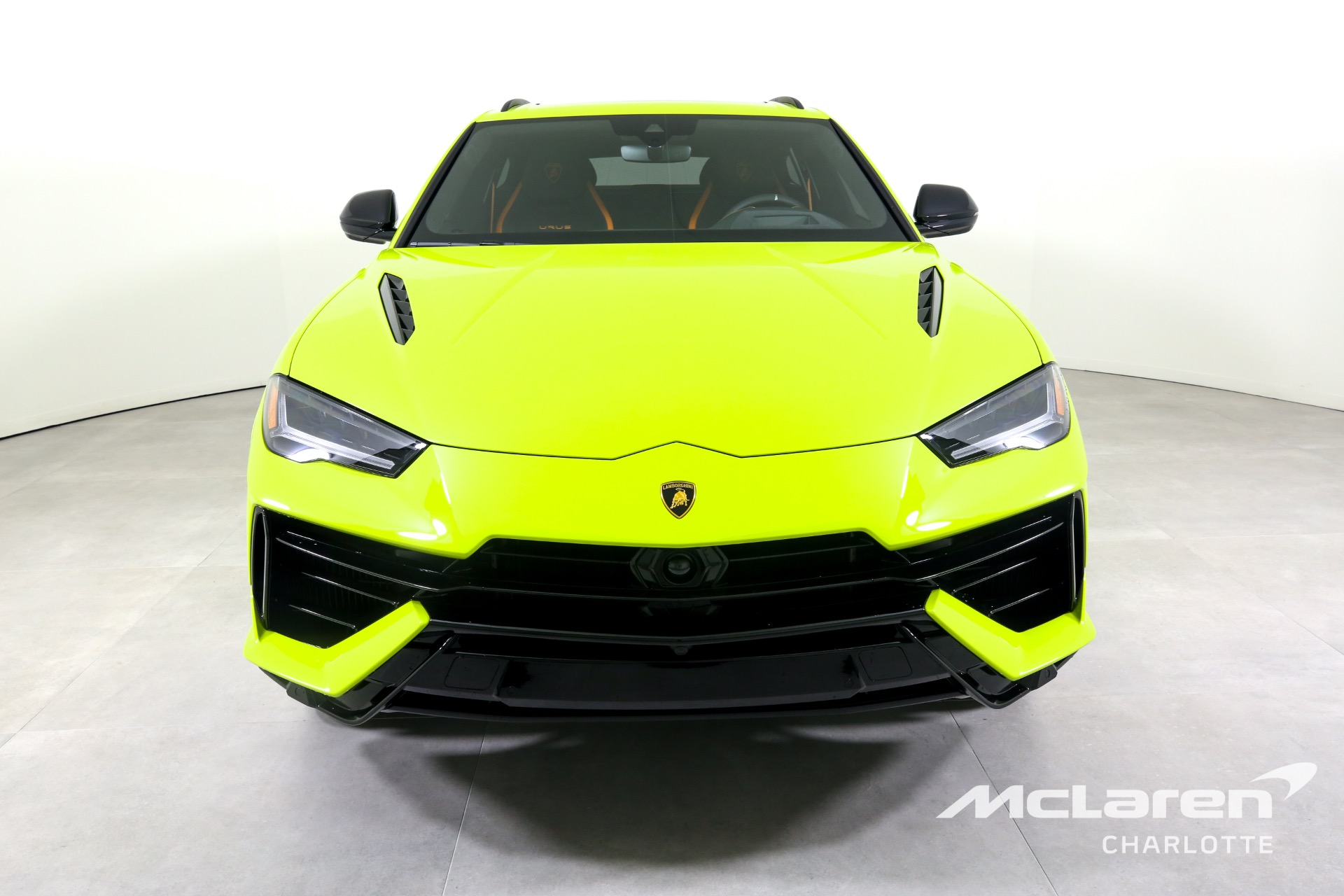 2023 LAMBORGHINI URUS S, 2/20