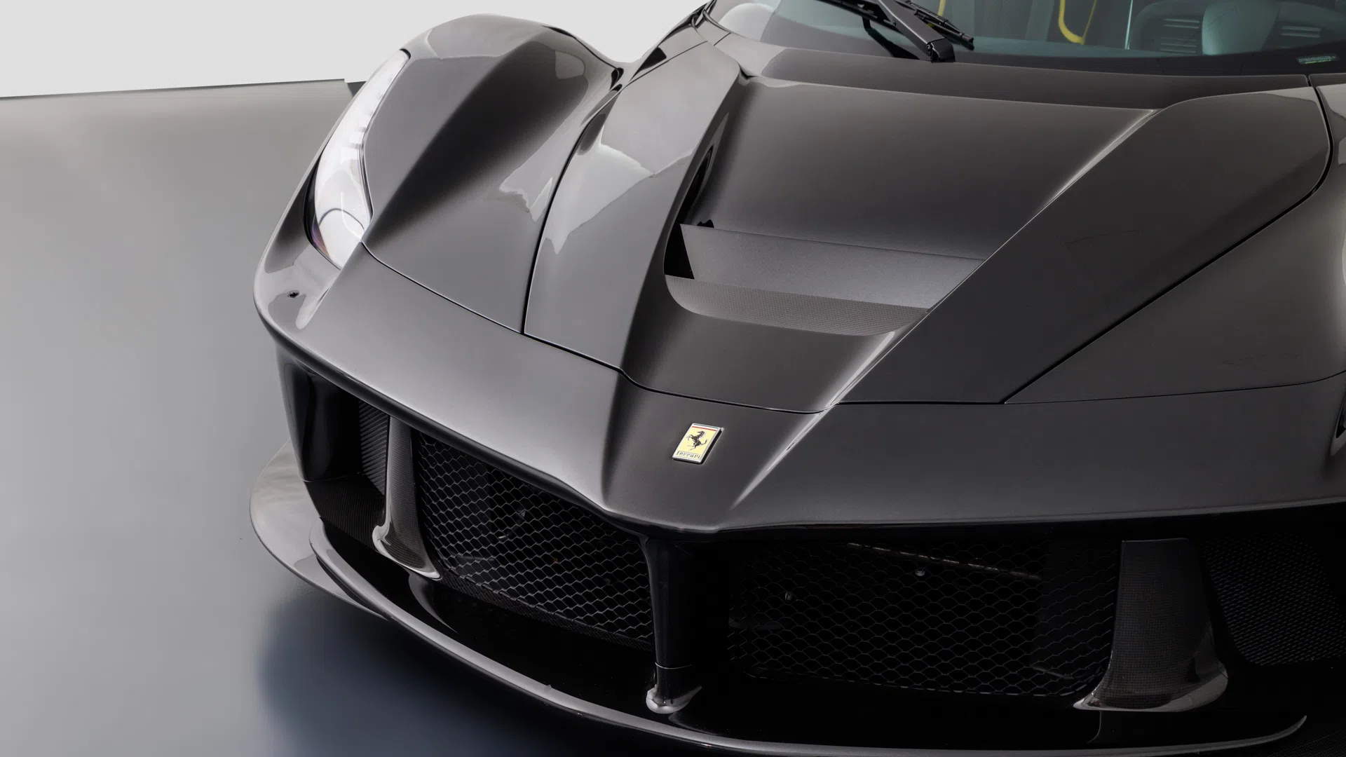 2016 Ferrari La Ferrari Aperta for sale, exterior, Nero Daytona