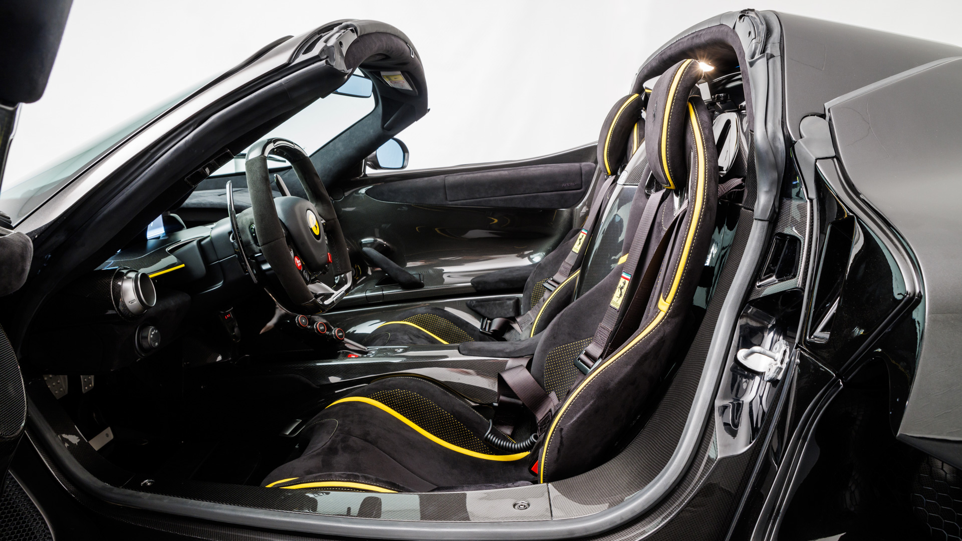 2016 Ferrari La Ferrari Aperta, 17/22