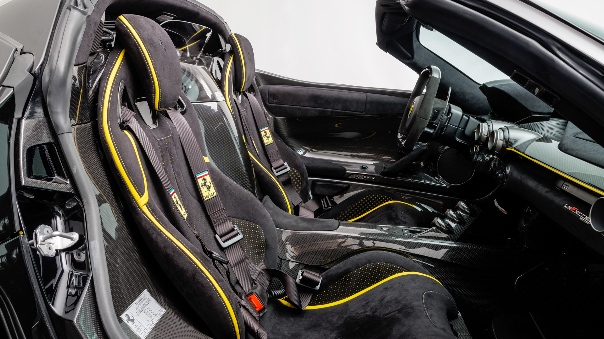 2016 Ferrari La Ferrari Aperta, 20/22