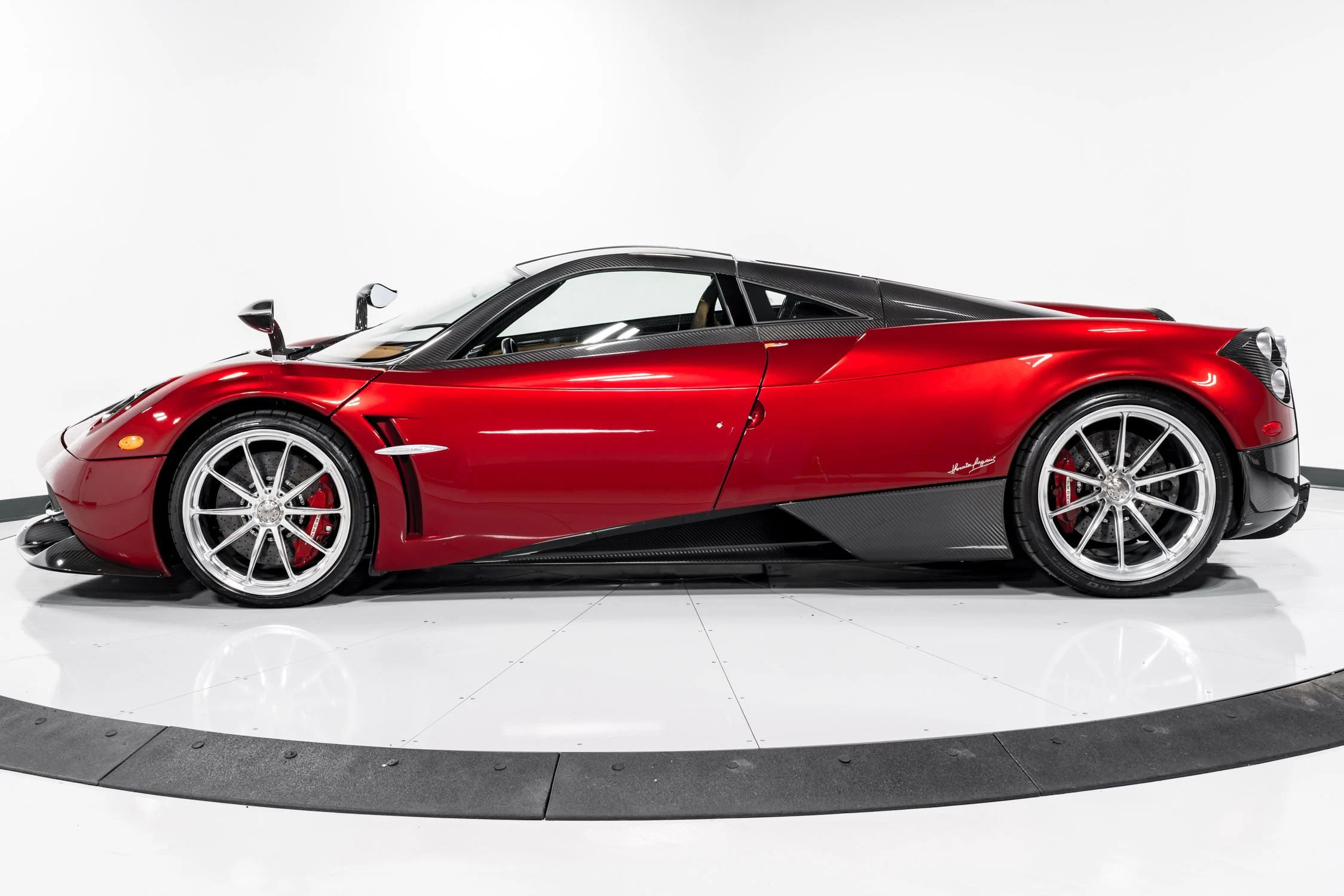 2014 Pagani Huayra, 7/64