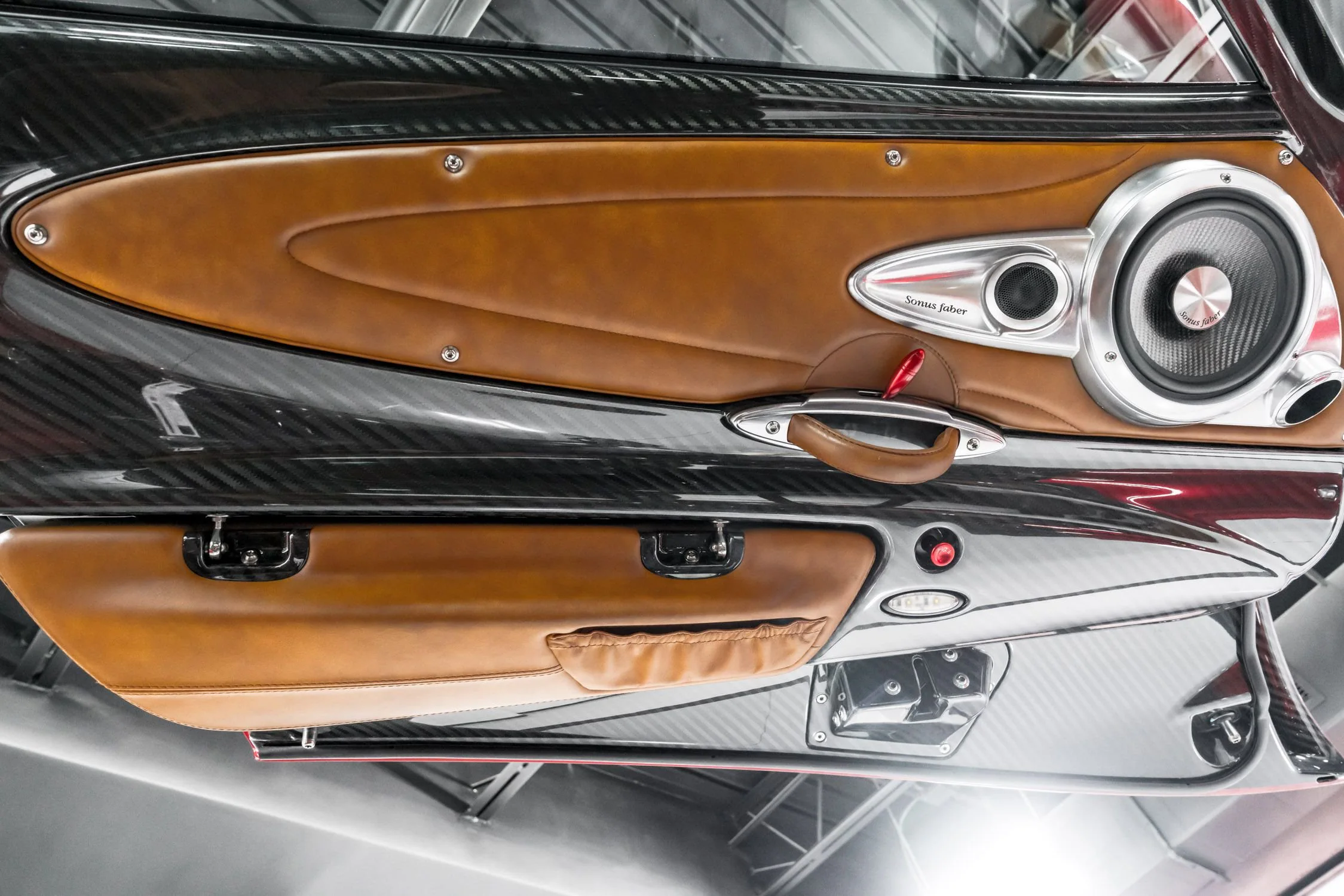 2014 Pagani Huayra, 12/64