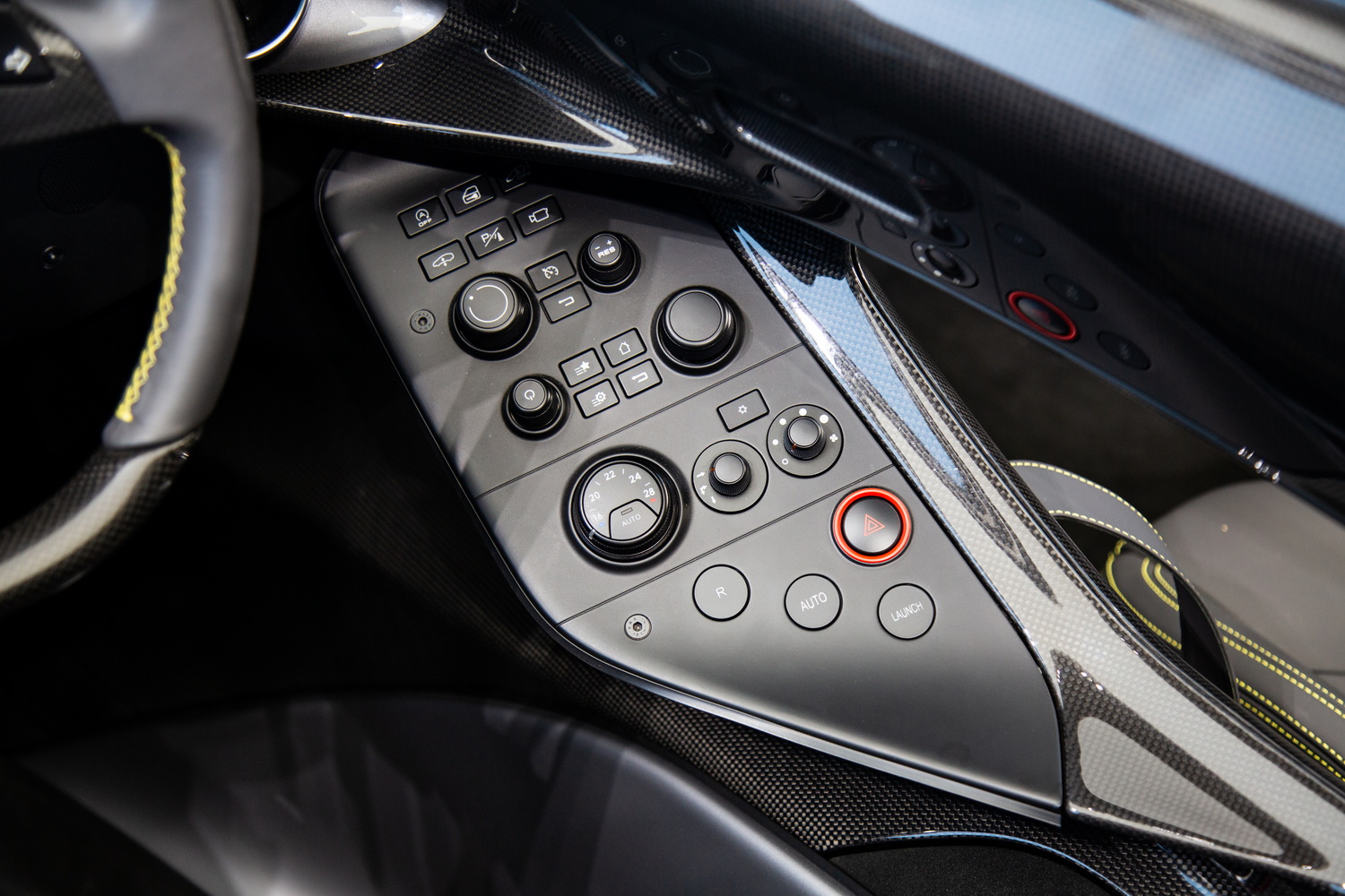 2020 Ferrari Monza SP2, 18/20