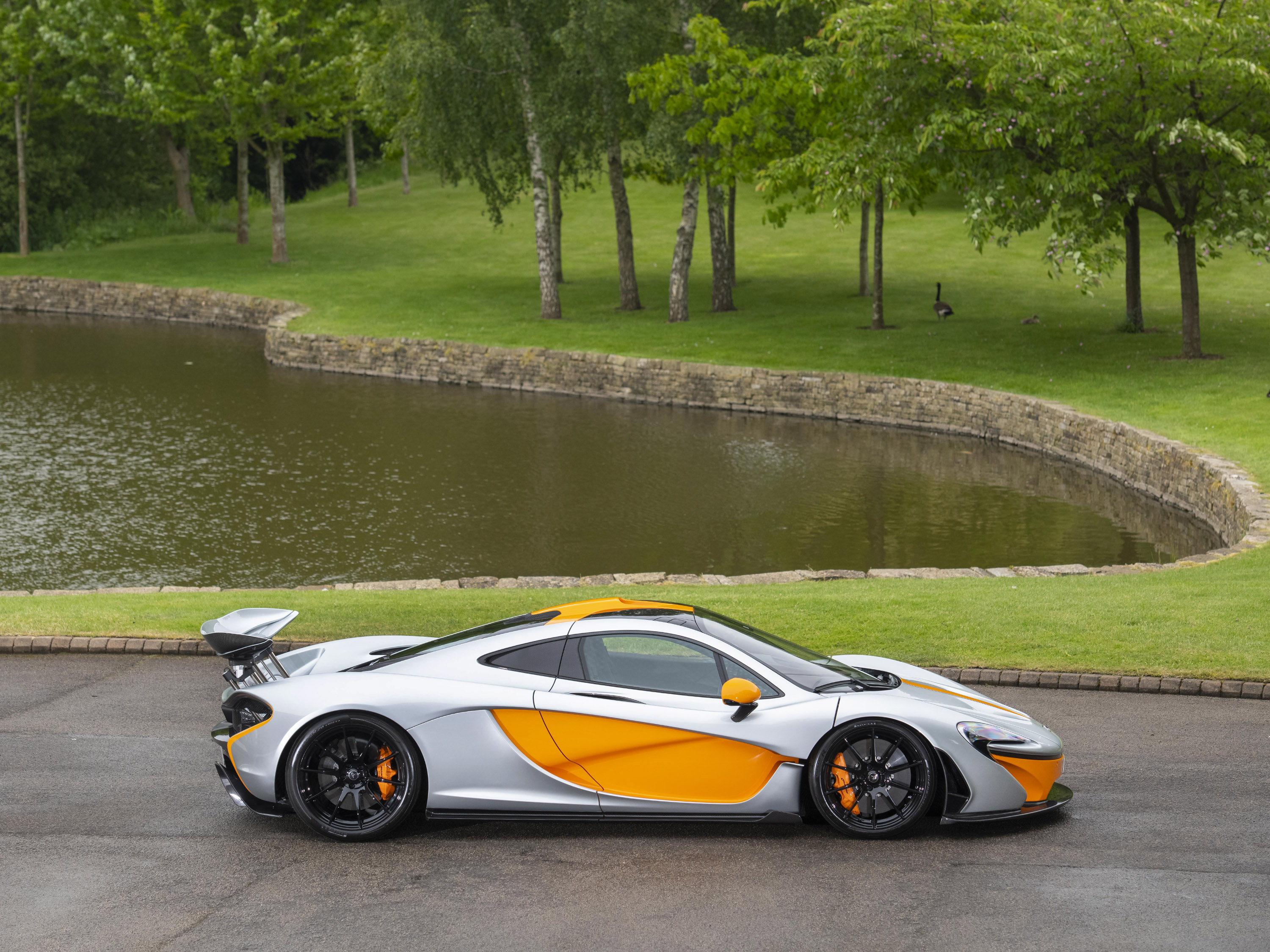 2015 McLaren P1, 10/20