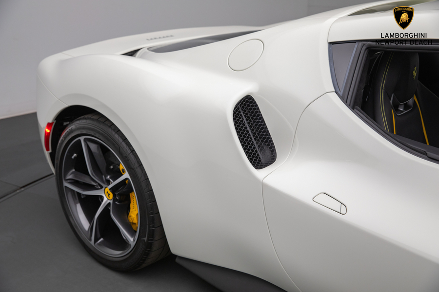 2022 Ferrari 296 GTB, 6/20