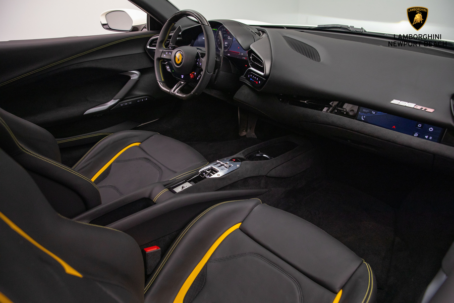 2022 Ferrari 296 GTB, 19/20