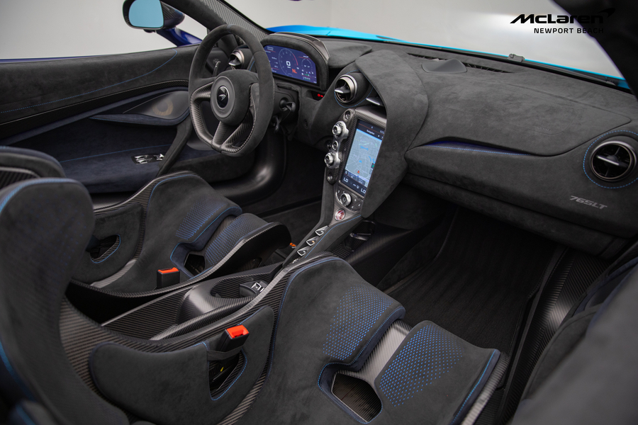 2022 McLaren 765LT, 16/20
