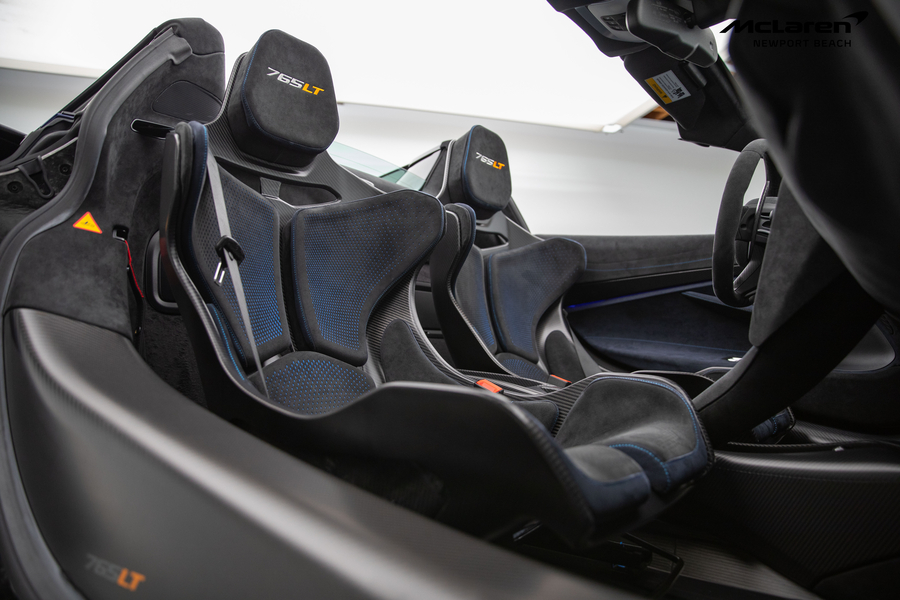 2022 McLaren 765LT, 18/20
