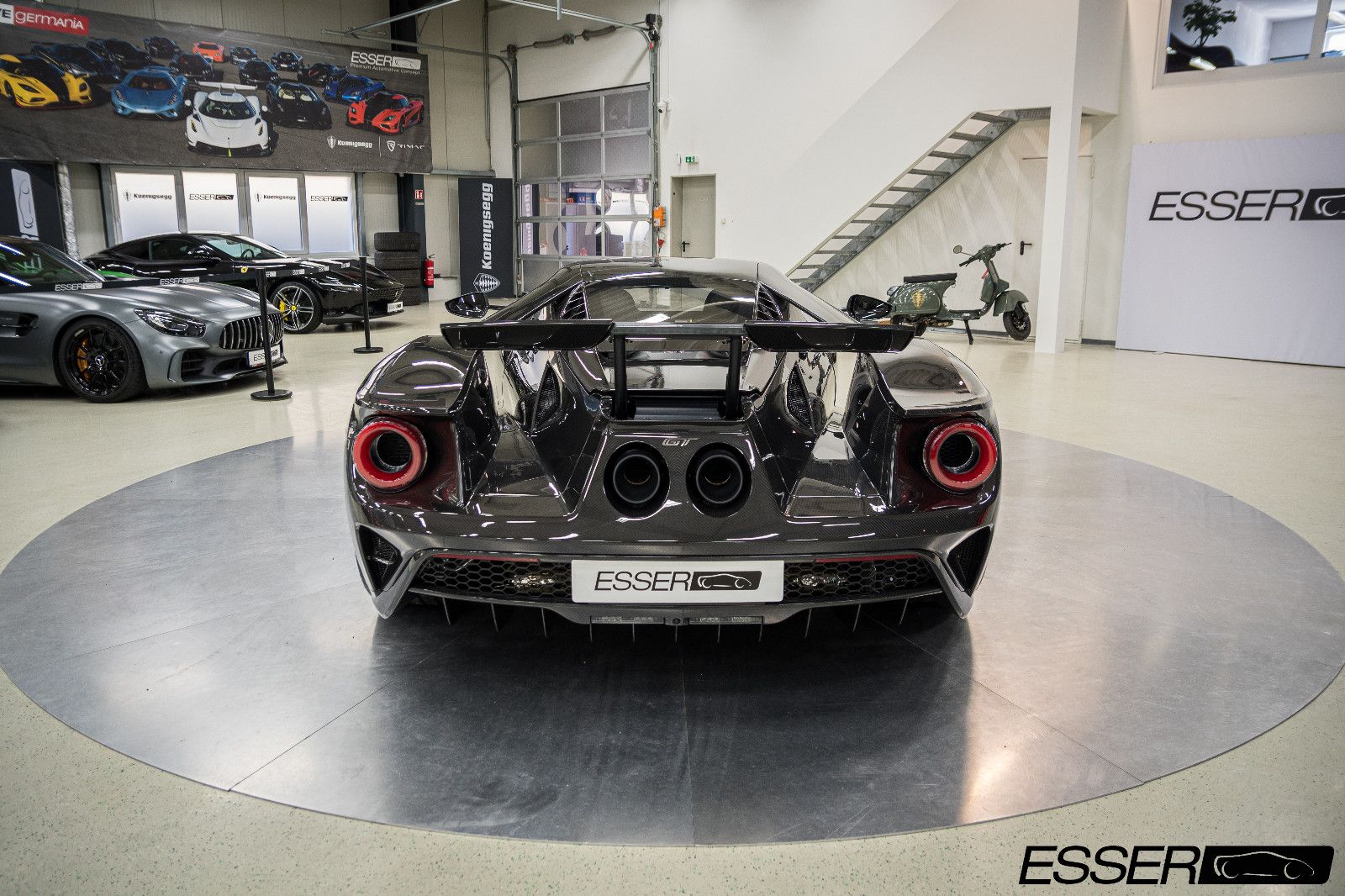 2021 Ford GT "Liquid Carbon", 3/19