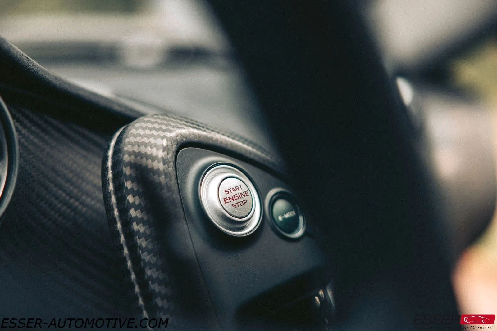 2016 McLaren P1 interior, steering wheel