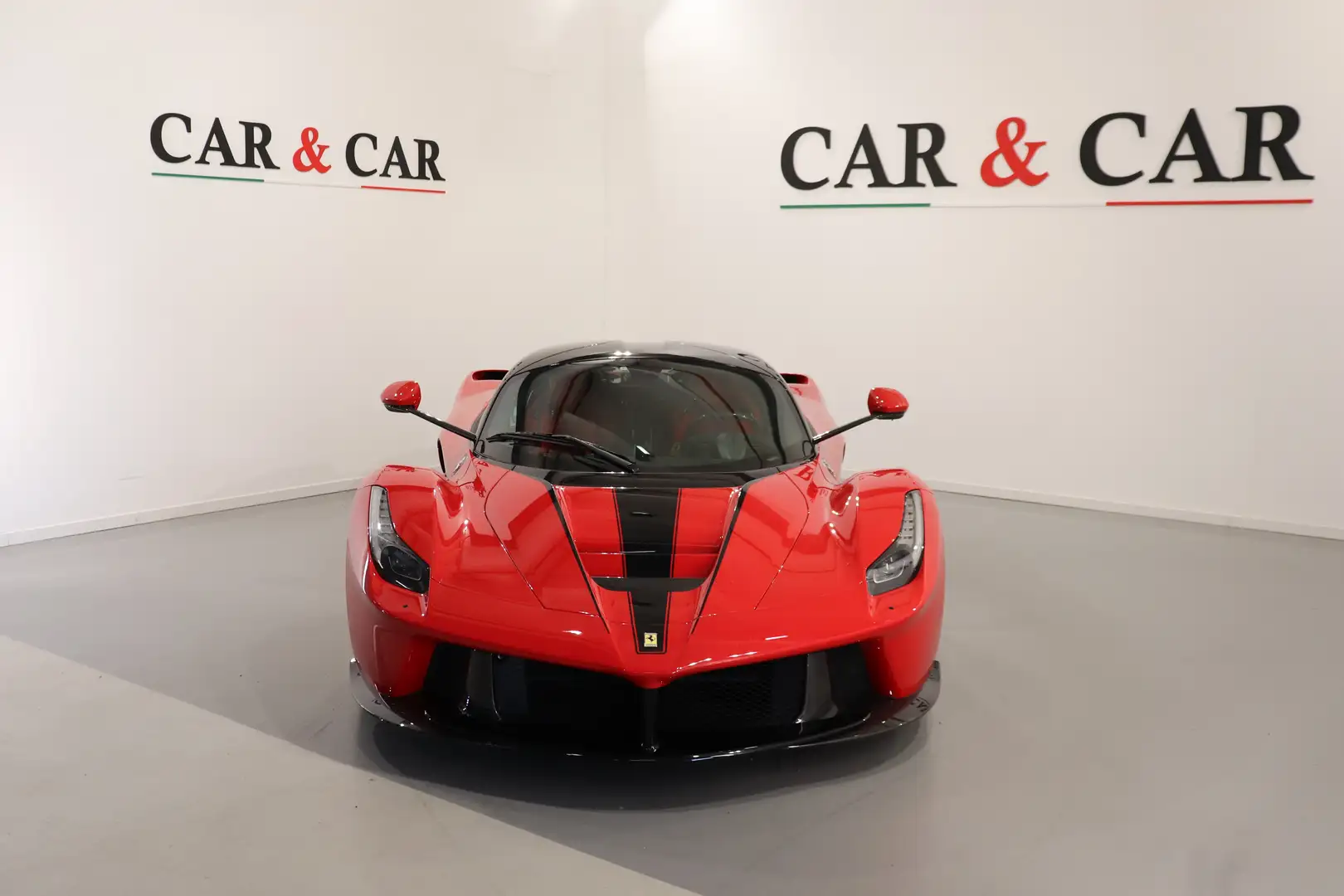 2015 Ferrari LaFerrari, 2/15
