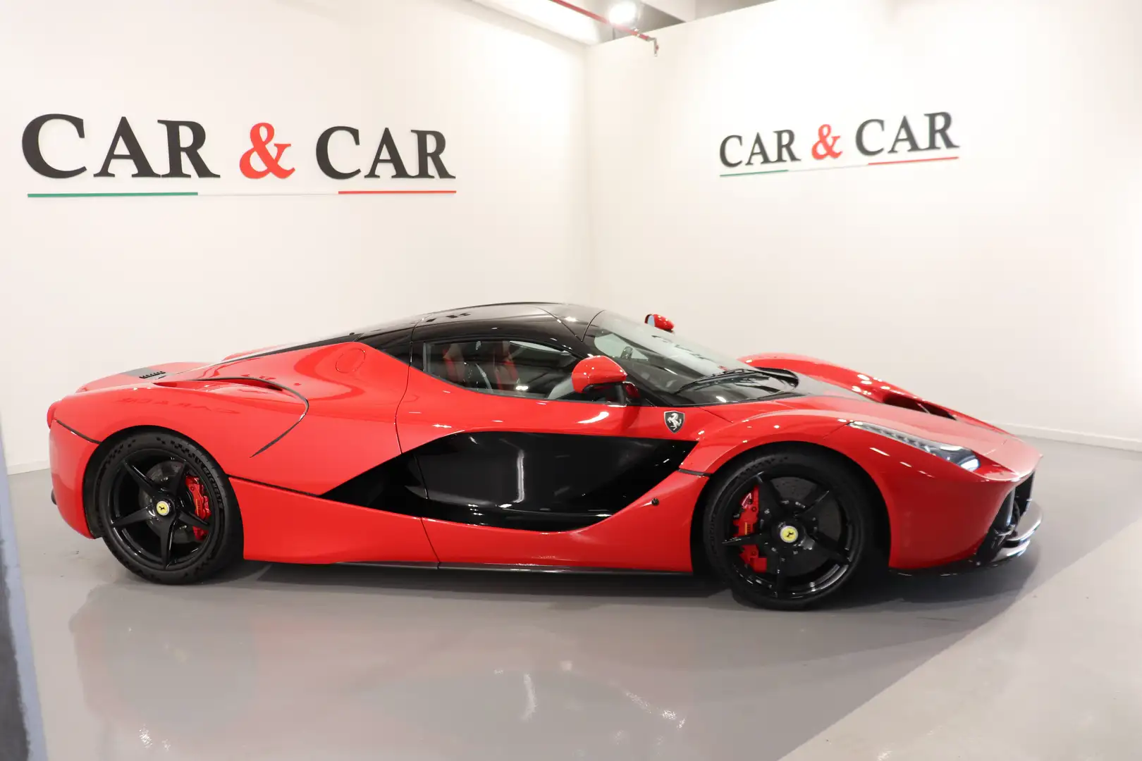 2015 Ferrari LaFerrari, 8/15