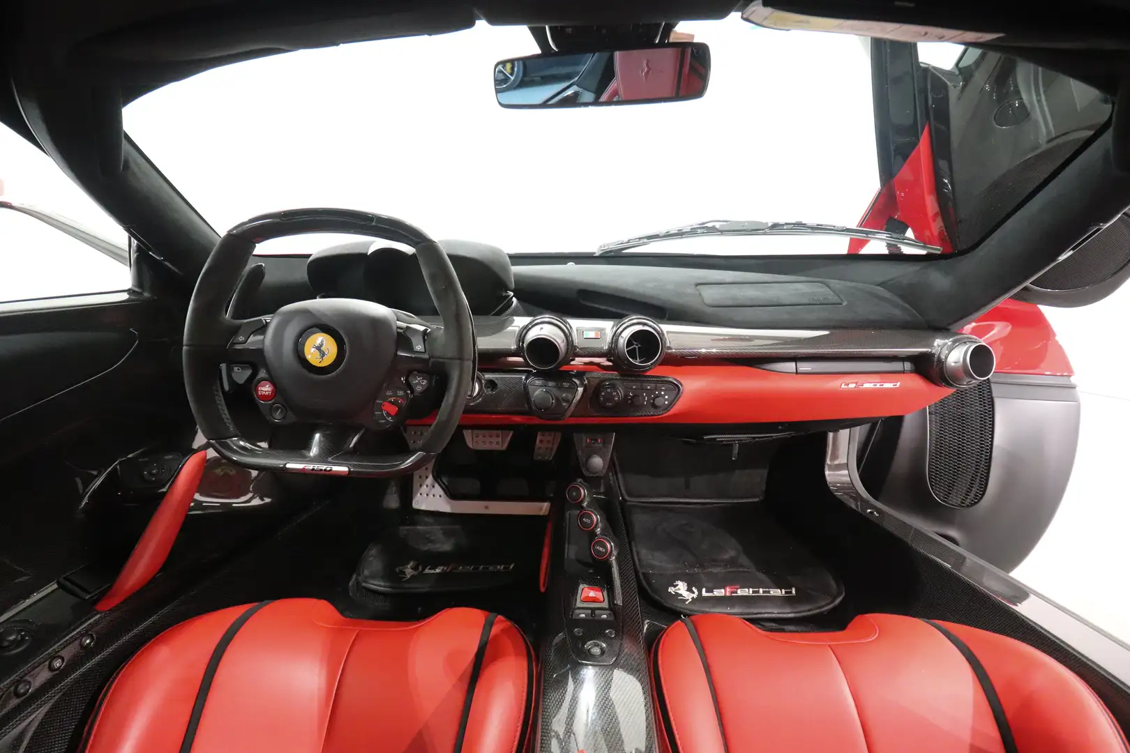 2015 Ferrari LaFerrari, 13/15