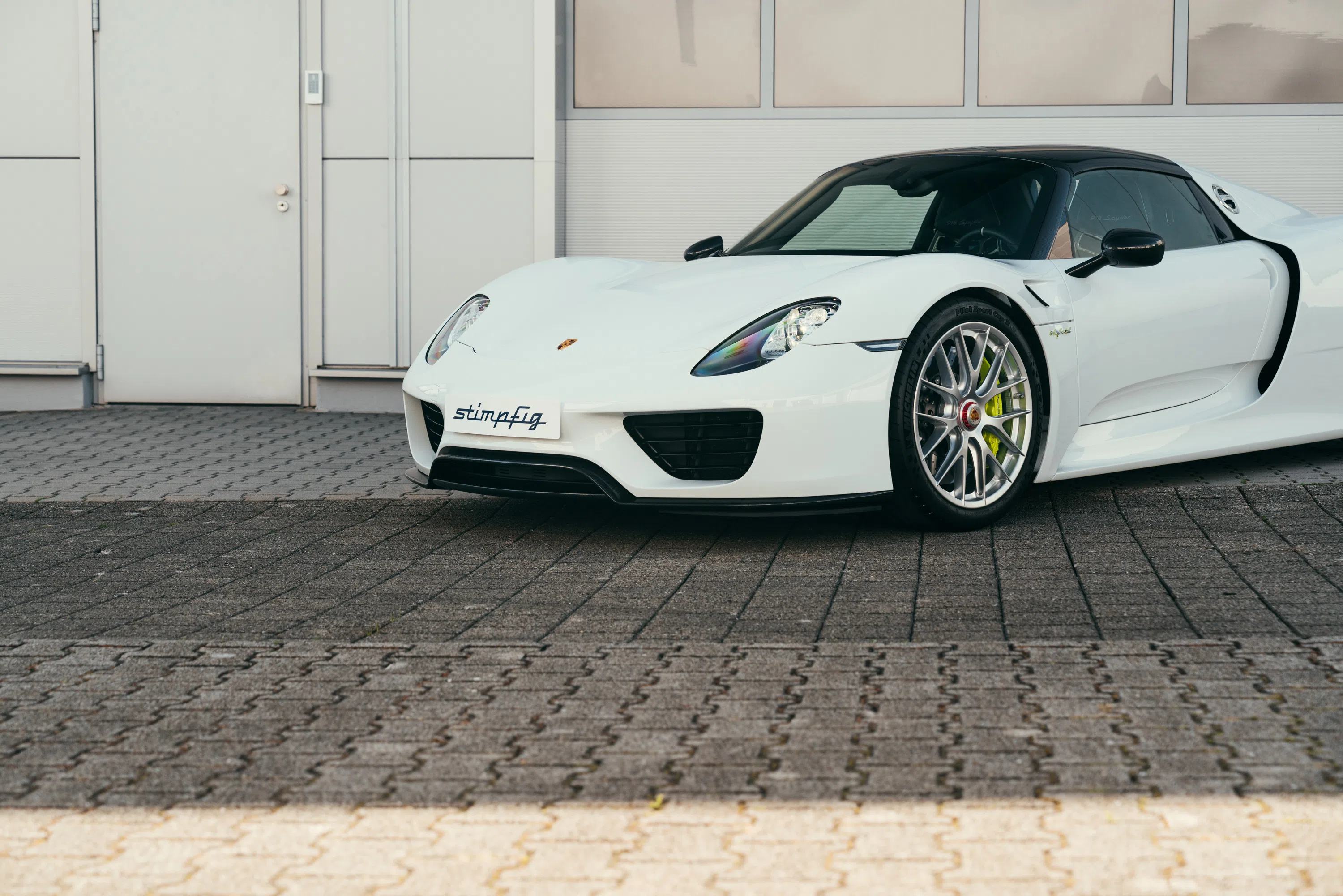 2015 Porsche 918 Spyder Weissach Package for sale, exterior
