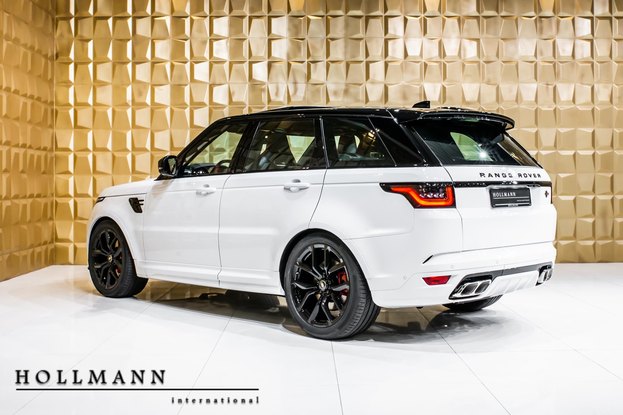 2019 Range Rover Sport 5.0 V8 SVR, 10/20