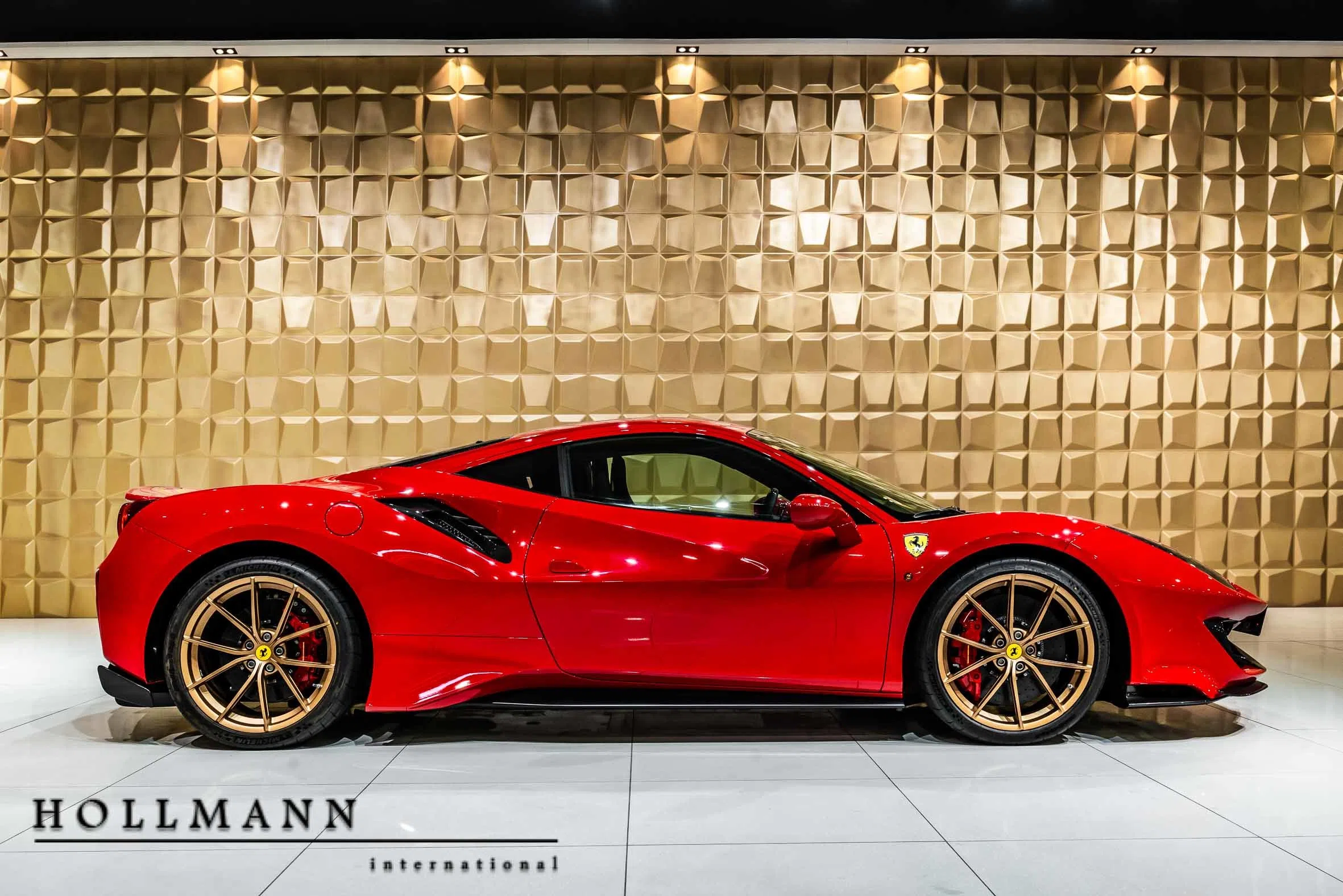2019 Ferrari 488 Pista for sale, exterior, Rosso Corsa