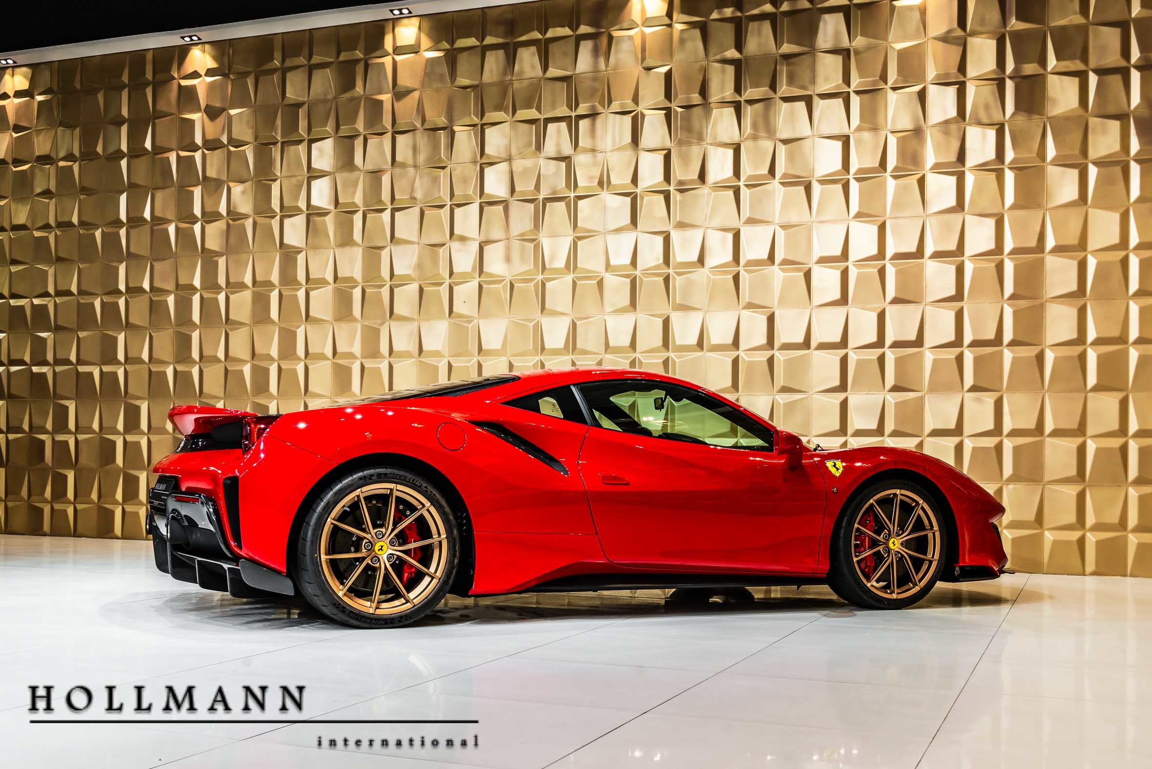 2019 Ferrari 488 Pista, 11/19