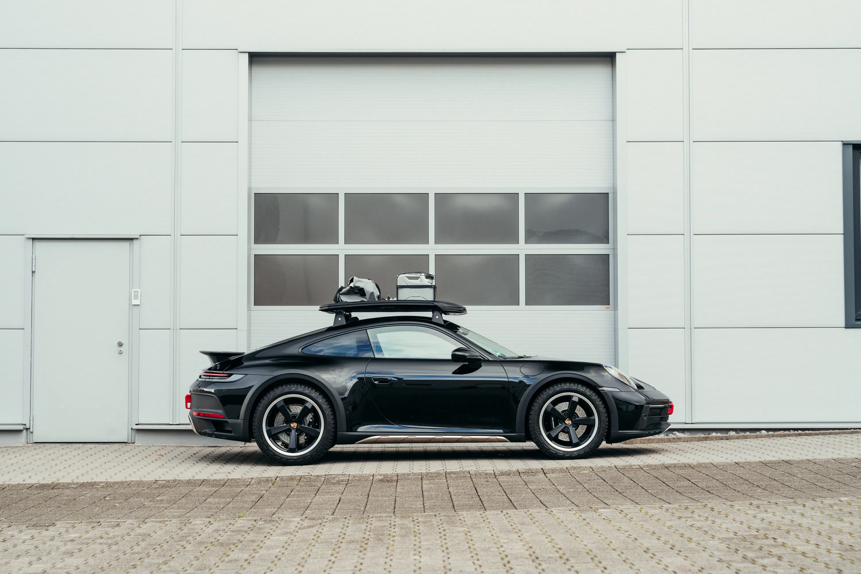 2023 Porsche 992 Dakar