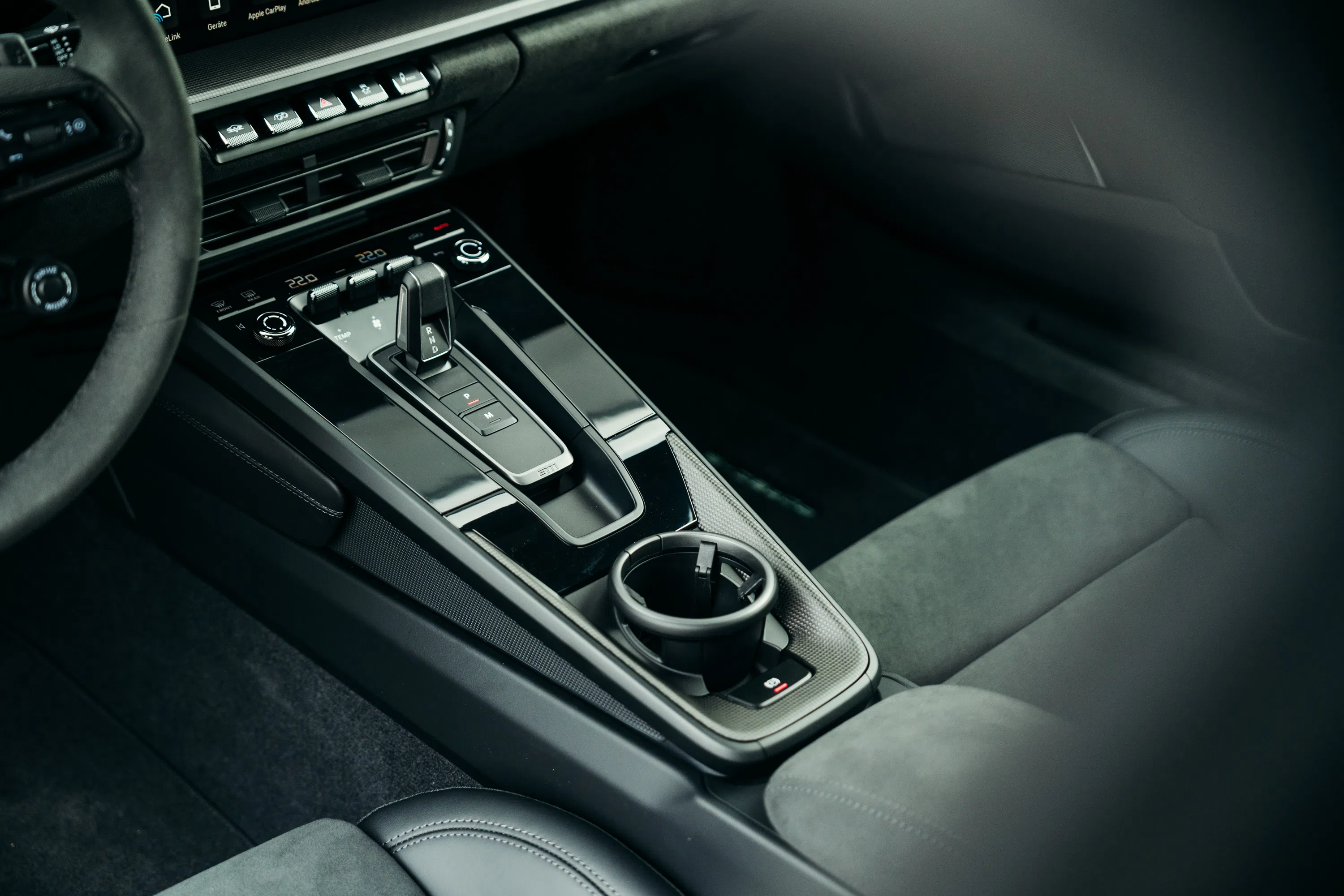 2023 Porsche 992 Dakar interior, center console