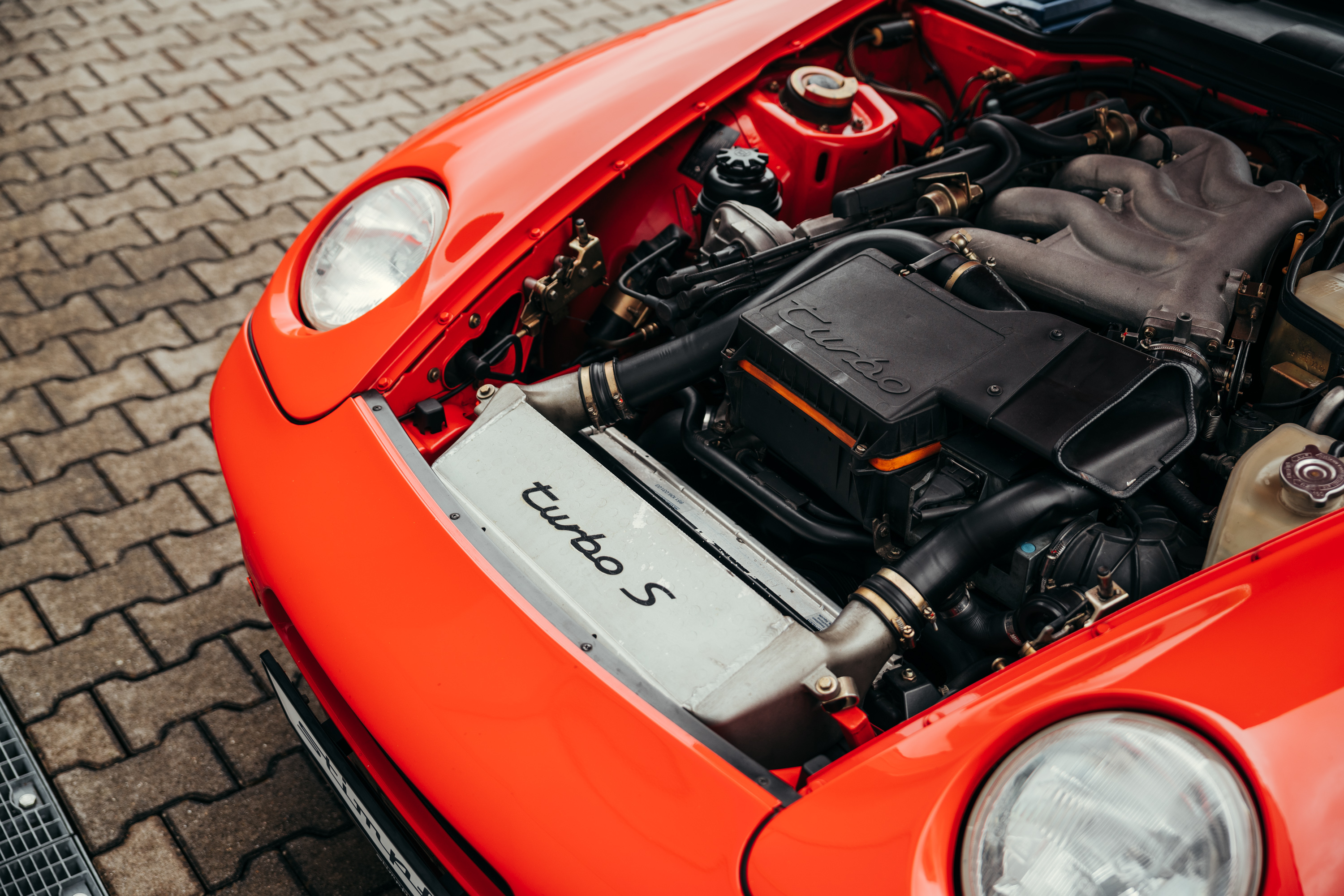 1993 Porsche 968 Turbo S, 16/20