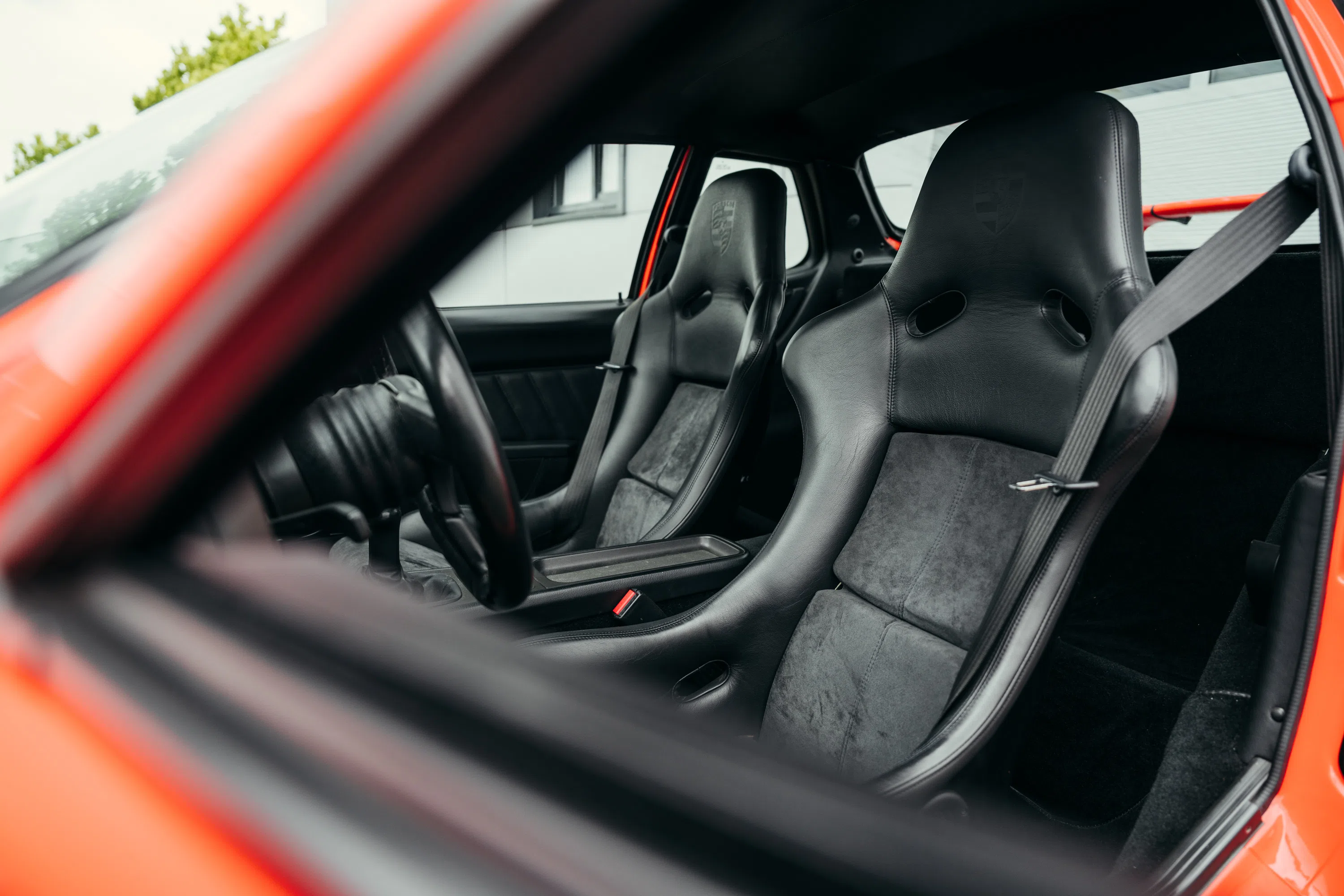 1993 Porsche 968 Turbo S interior, seats