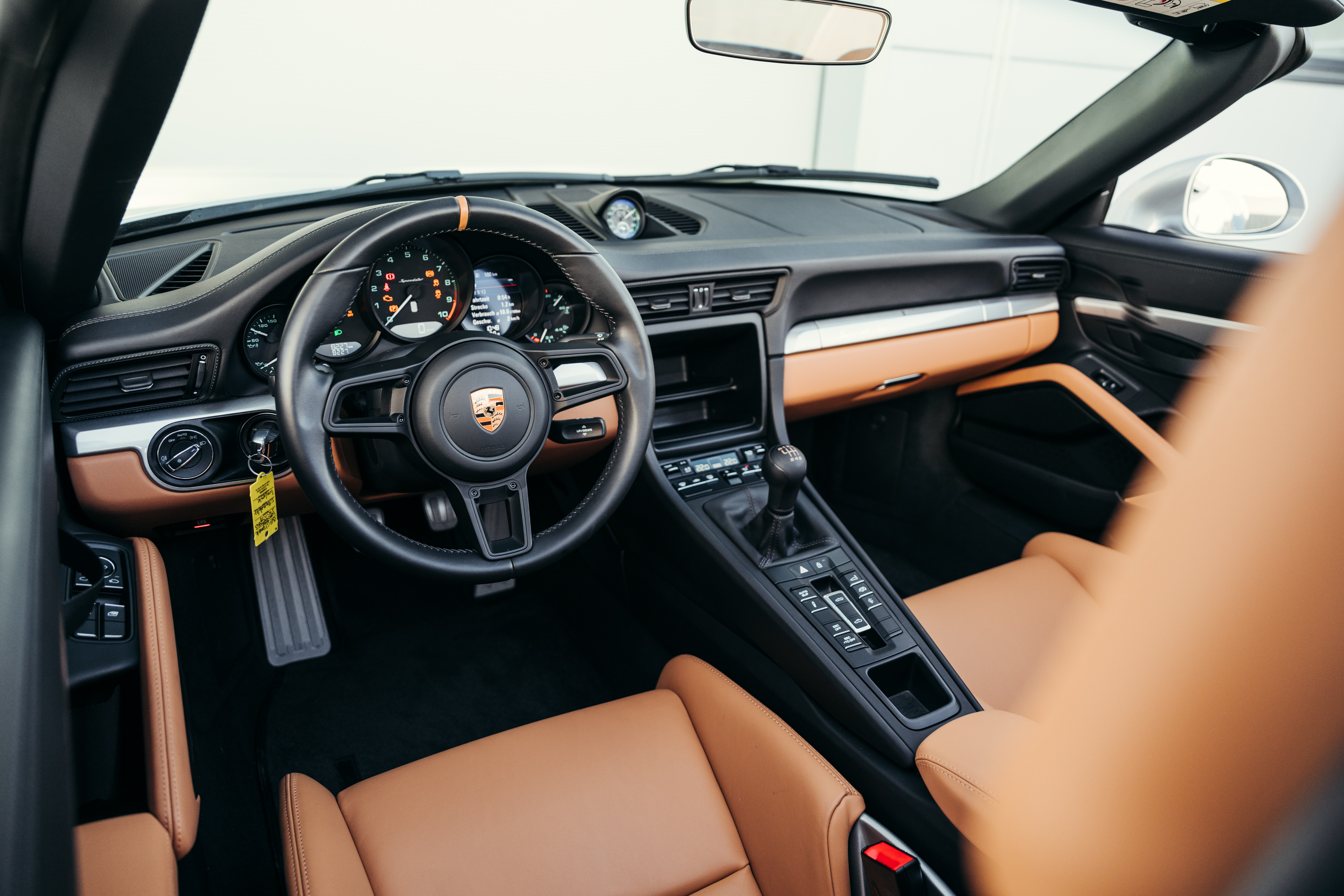 2019 Porsche 991 Speedster Heritage, 18/20