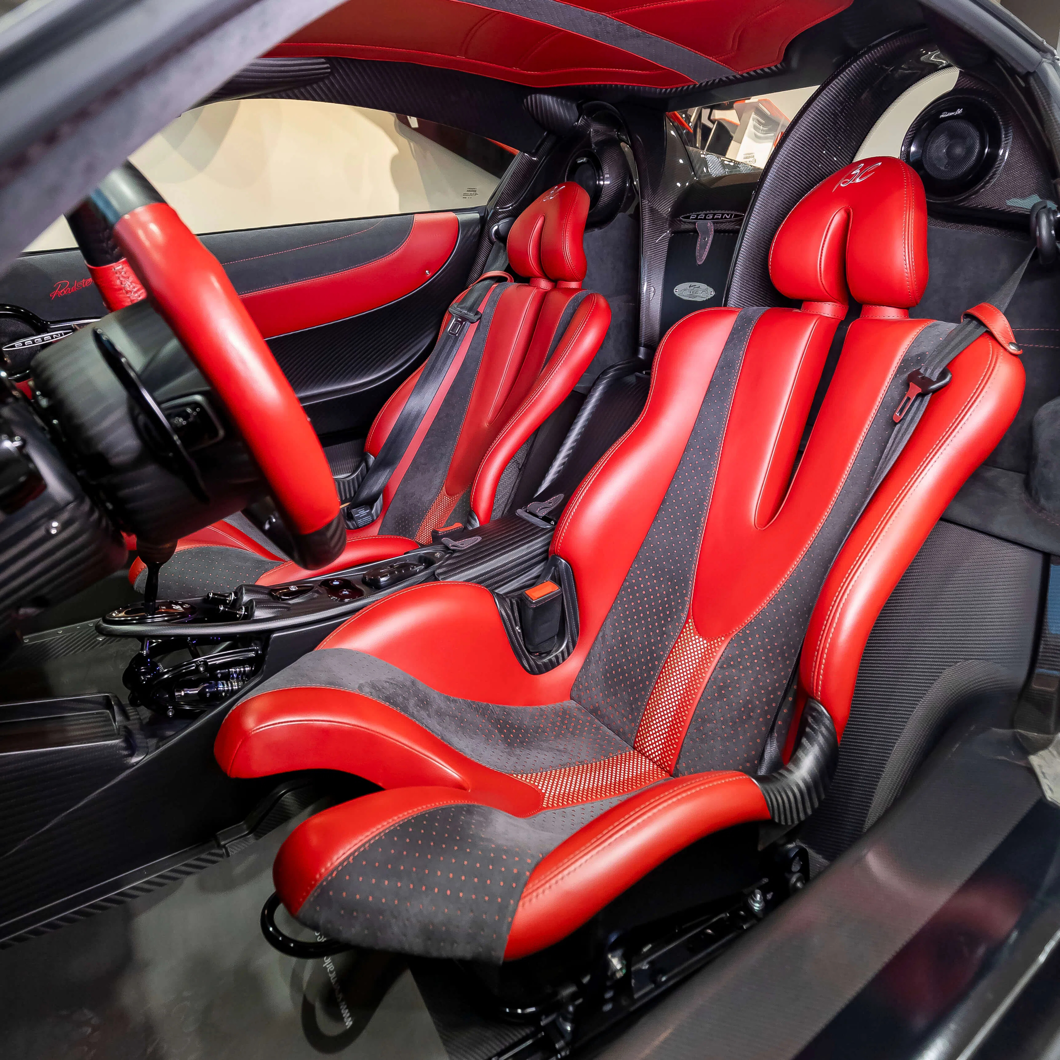 Pagani Huayra Roadster BC interior, seats