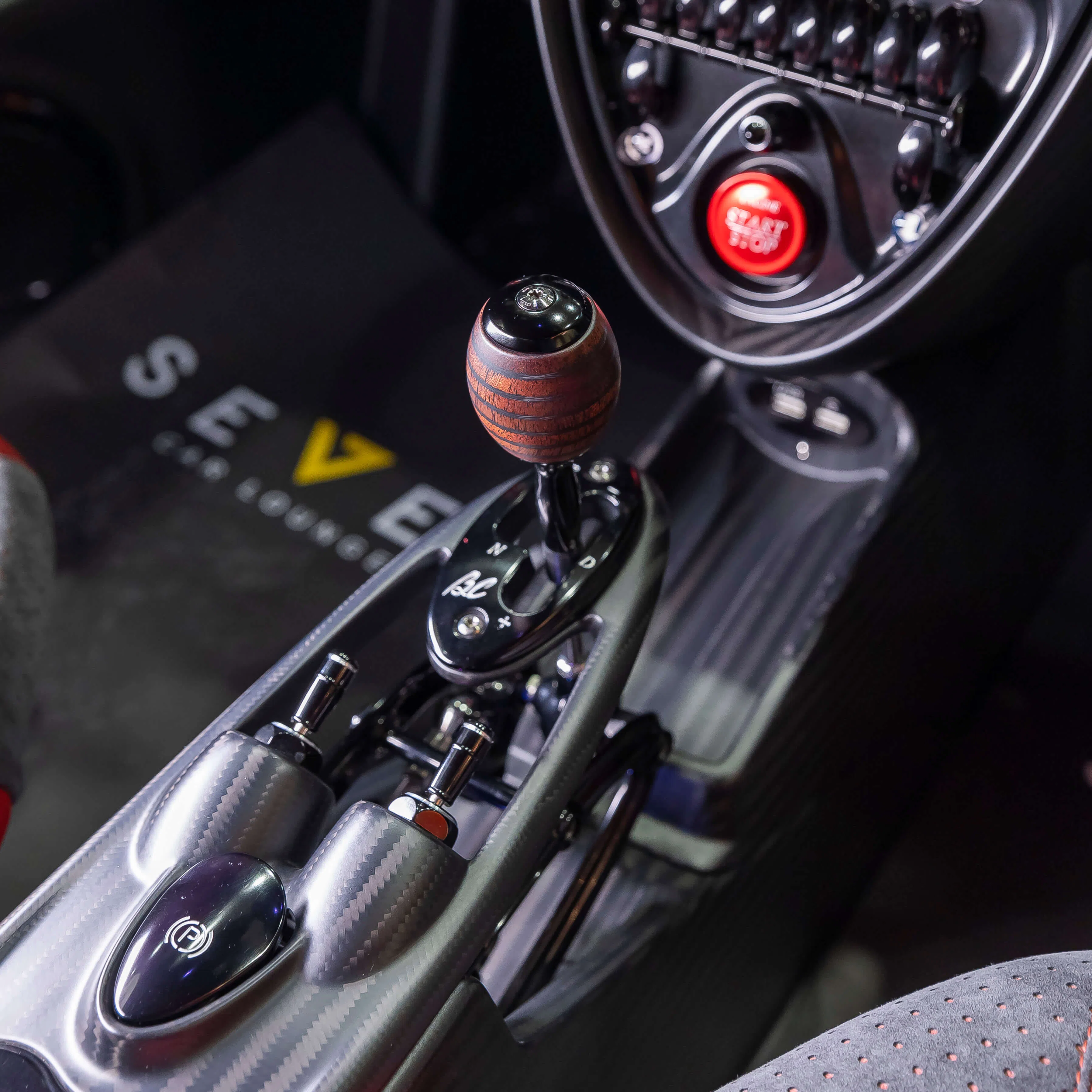 Pagani Huayra Roadster BC interior, center console