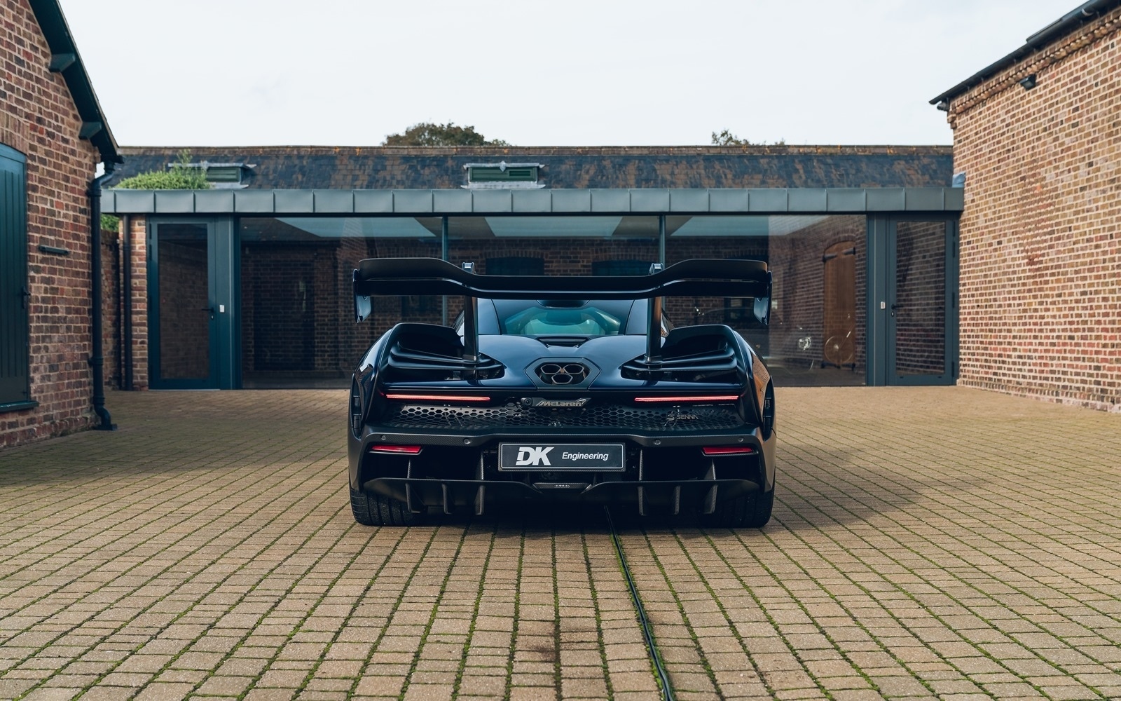2018 McLaren Senna, 6/20