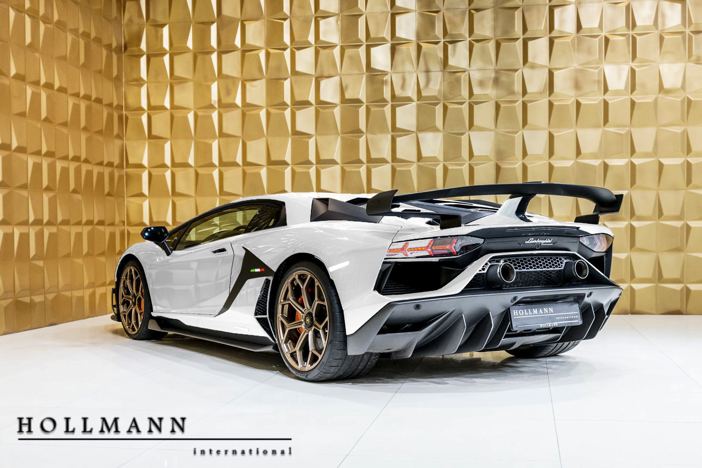 2019 Lamborghini Aventador SVJ, 16/20