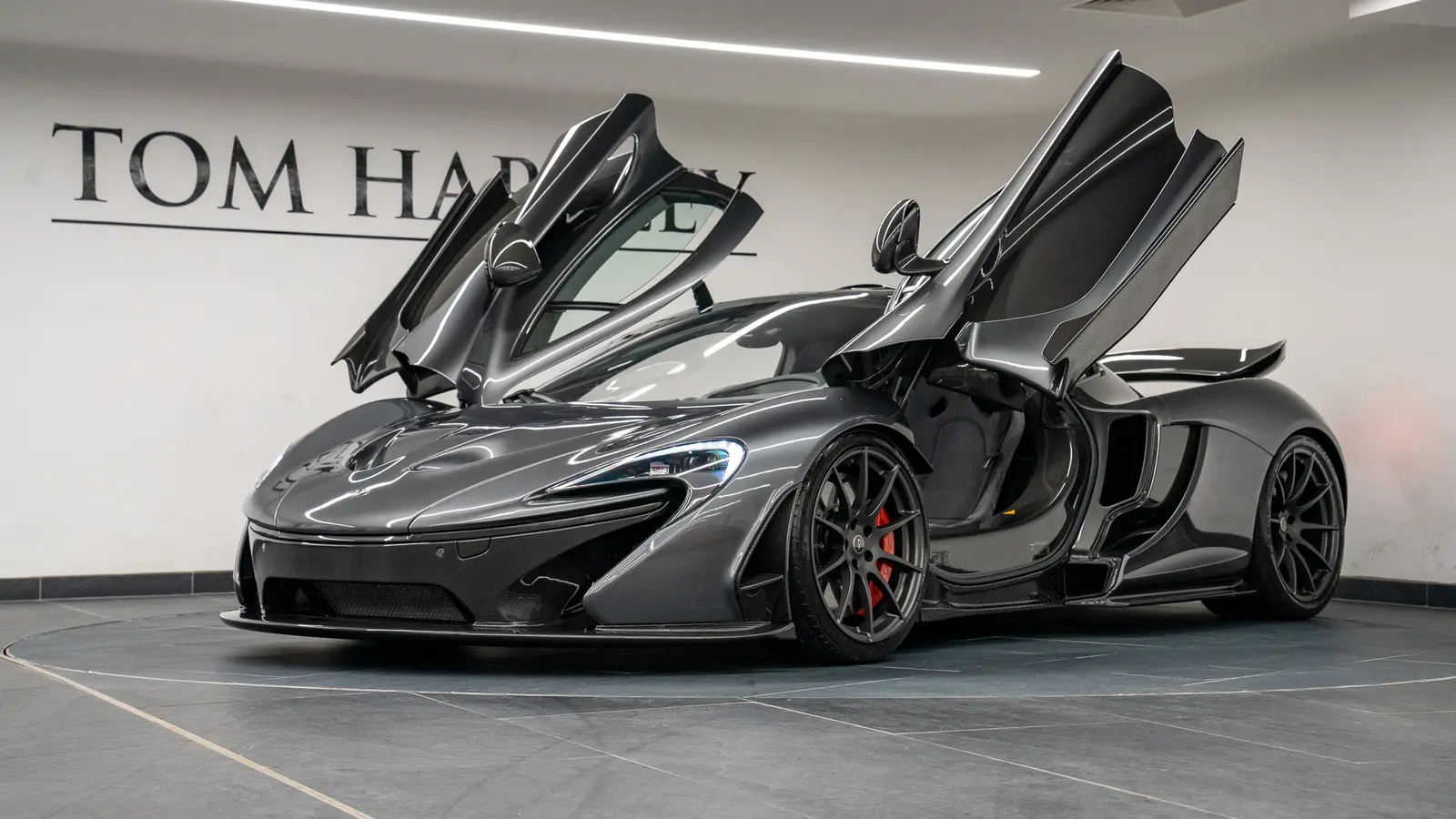 2014 McLaren P1, 11/40