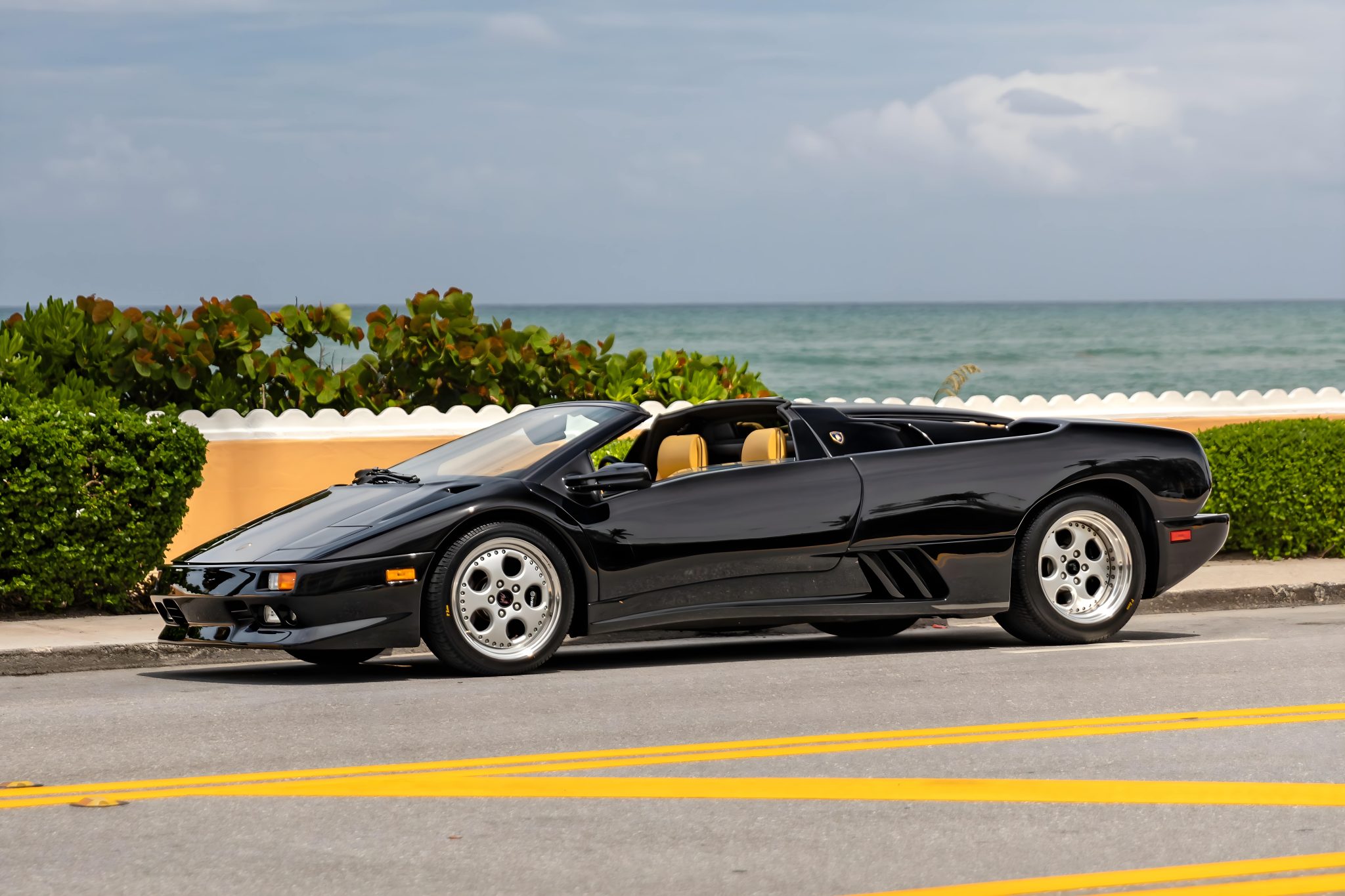 1997 Lamborghini Diablo VT Roadster