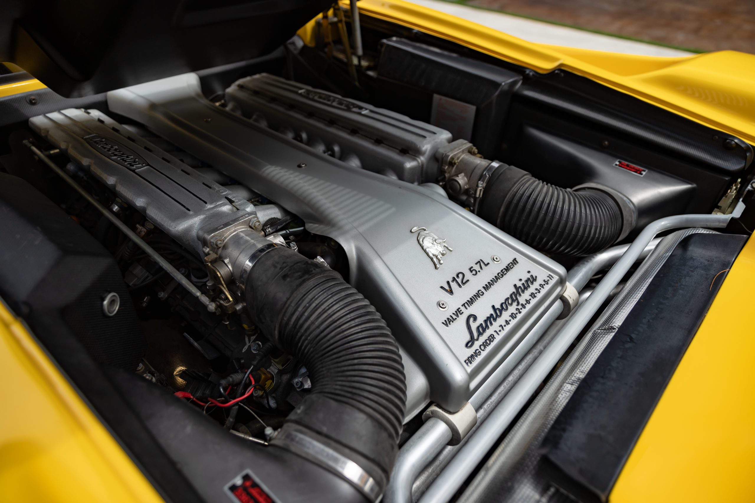 1999 Lamborghini Diablo VT Roadster, 9/20