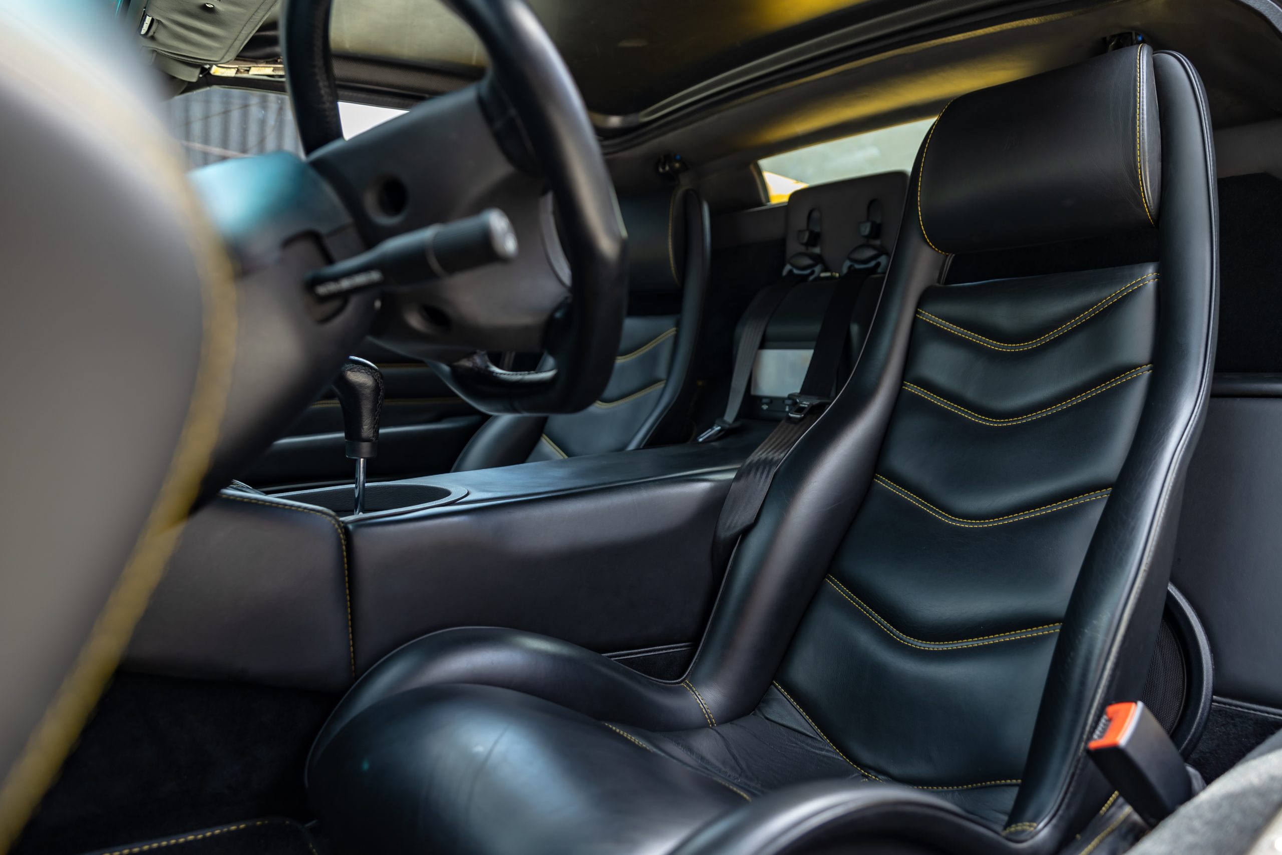 1999 Lamborghini Diablo VT Roadster, 16/20