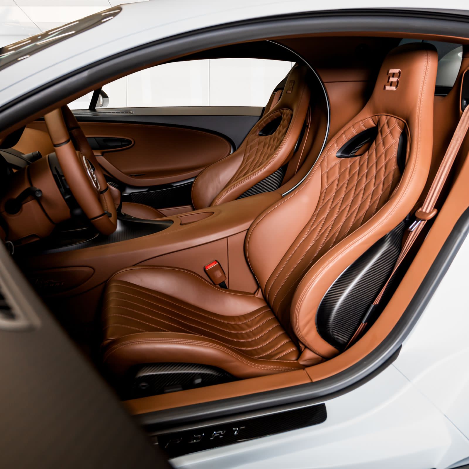 2021 Bugatti Chiron Sport, 14/17