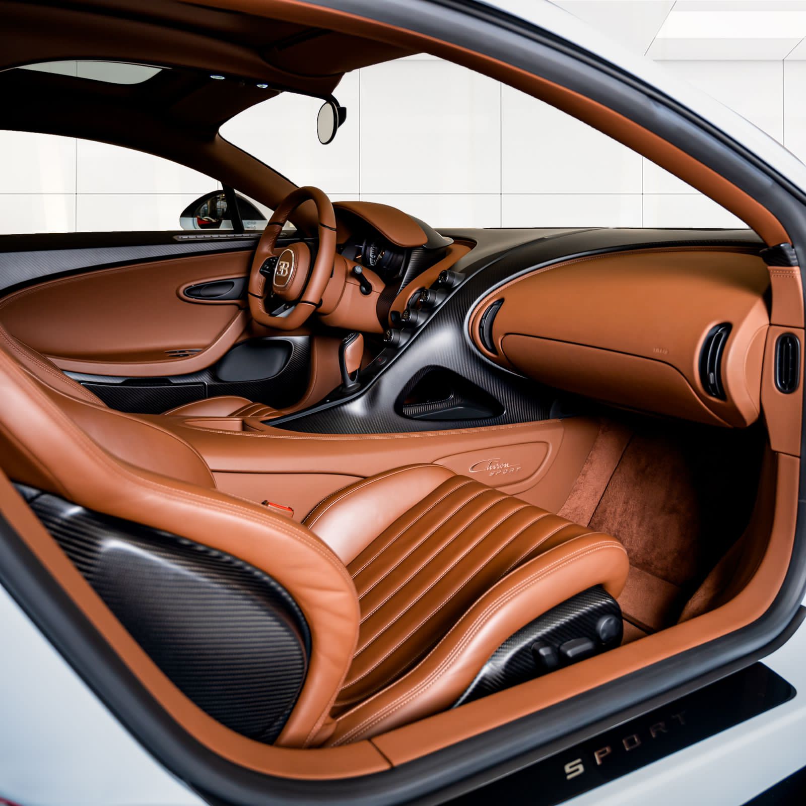 2021 Bugatti Chiron Sport, 16/17