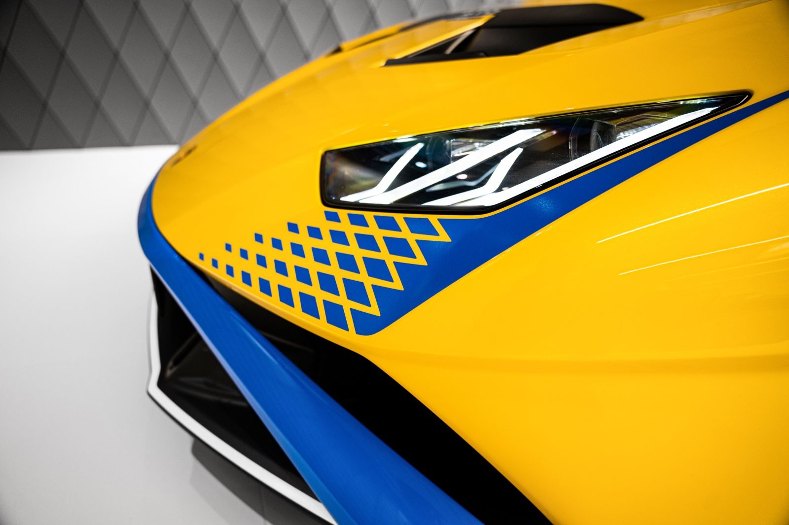 2023 Lamborghini Huracán STO, 7/19