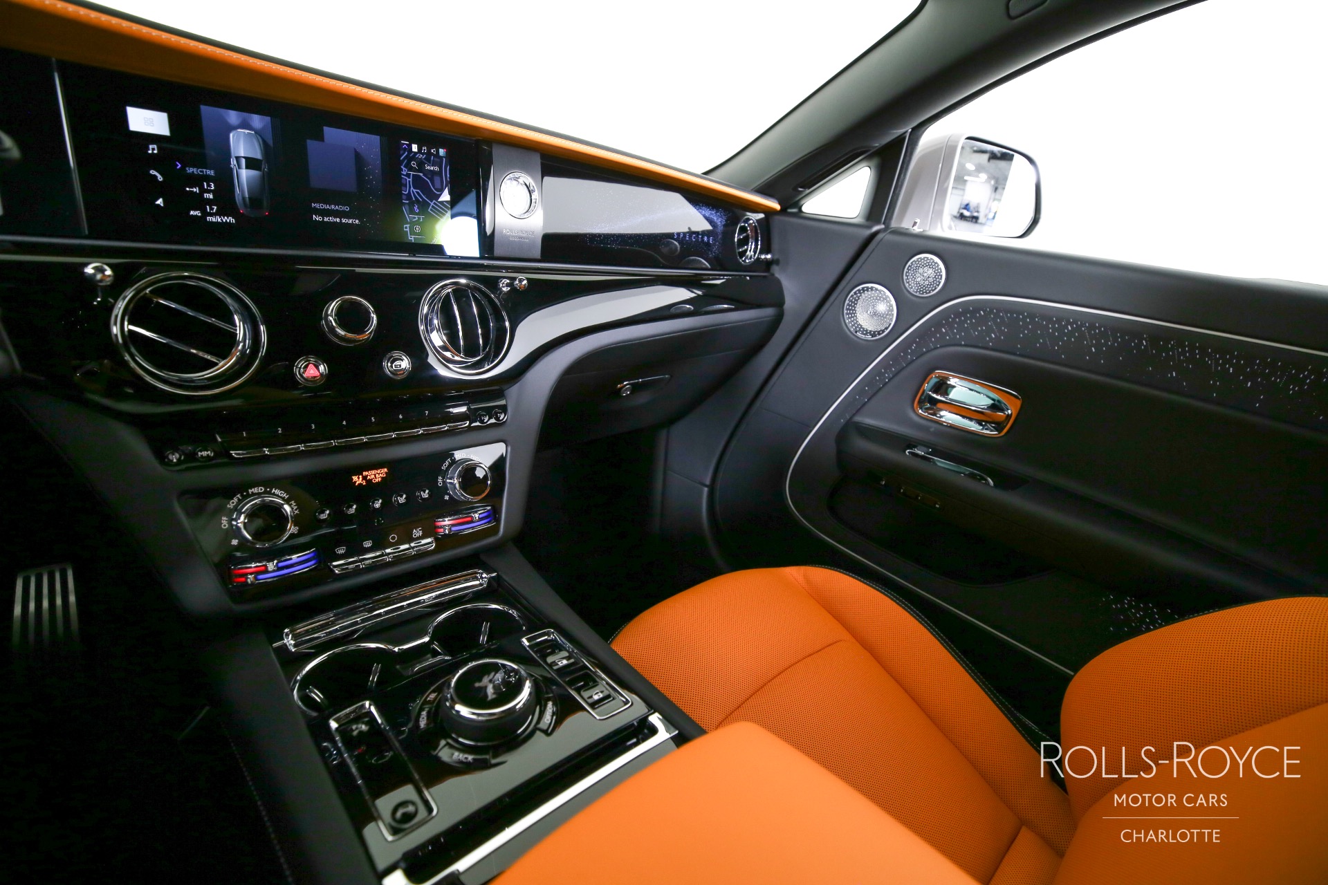2024 ROLLS-ROYCE SPECTRE, 17/20