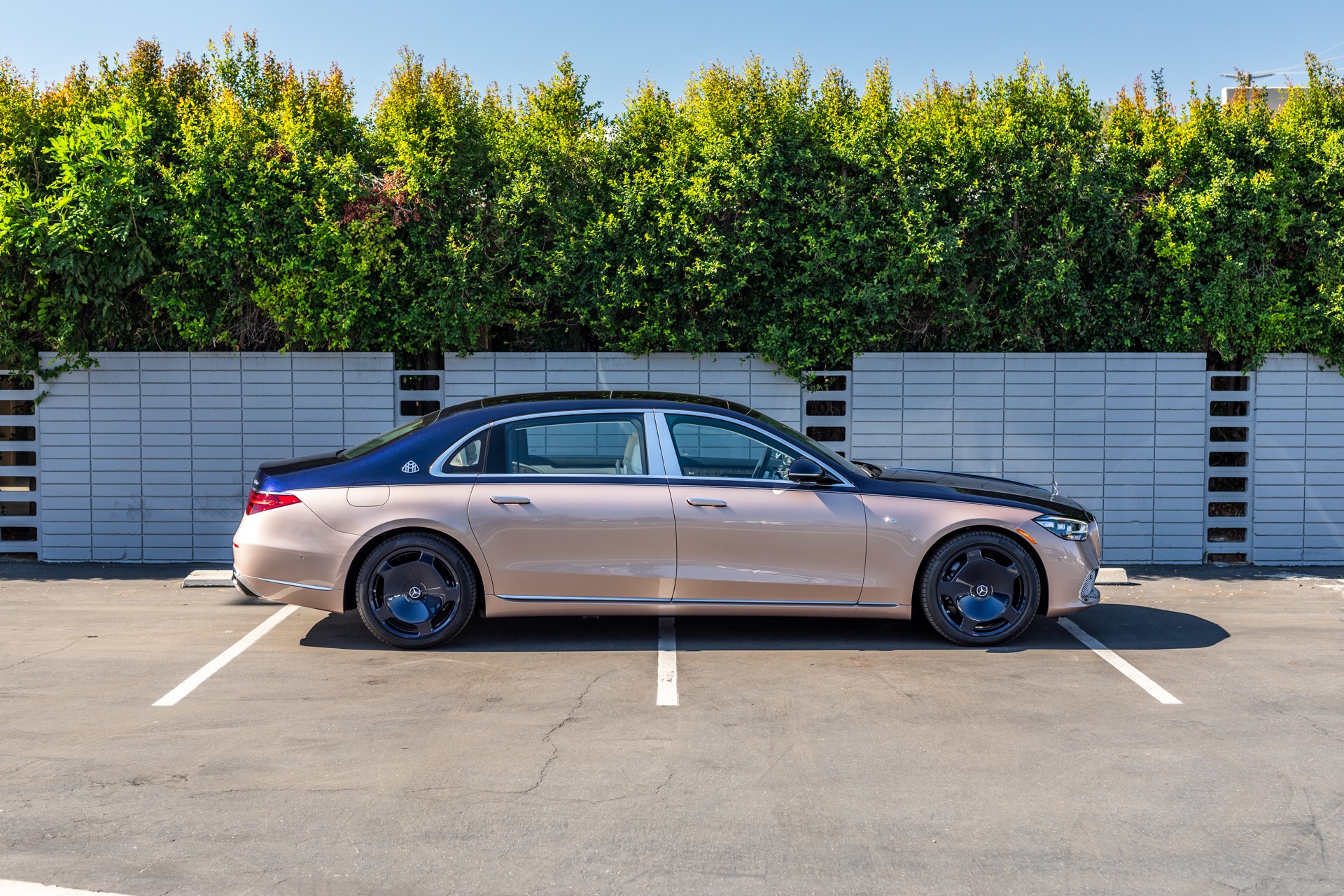 2023 Mercedes-Maybach S 680 Haute Voiture Edition