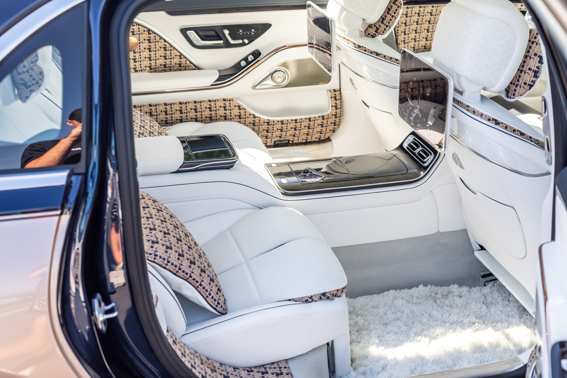 2023 Mercedes-Maybach S 680 Haute Voiture Edition, 7/20
