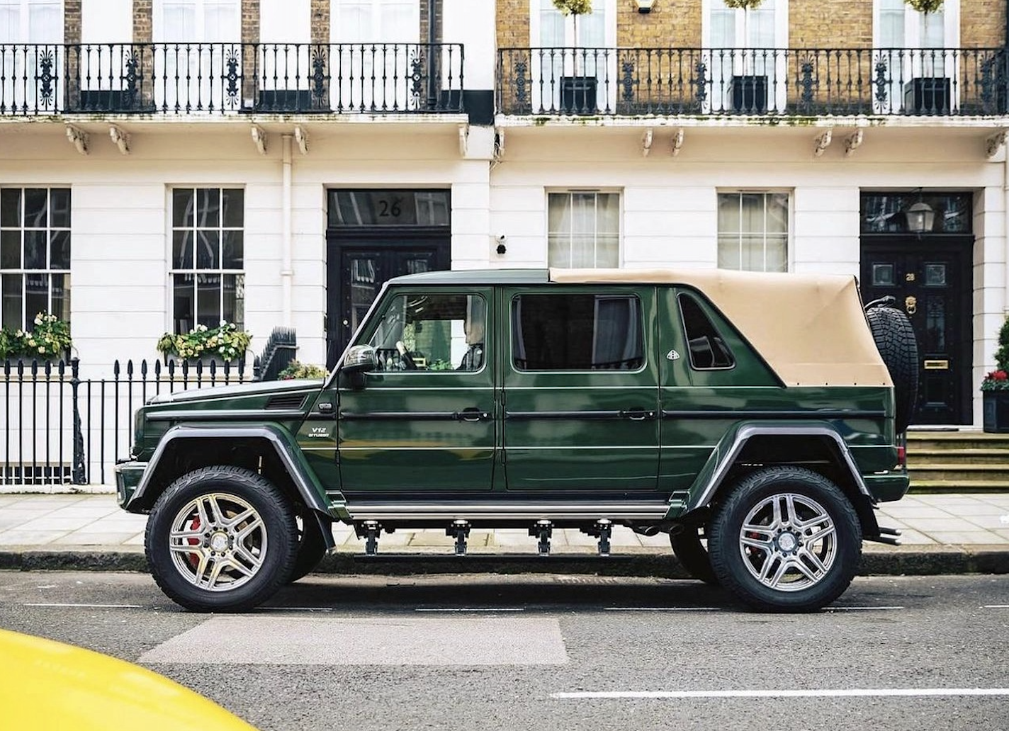 2018 Mercedes-Maybach G 650 Landaulet