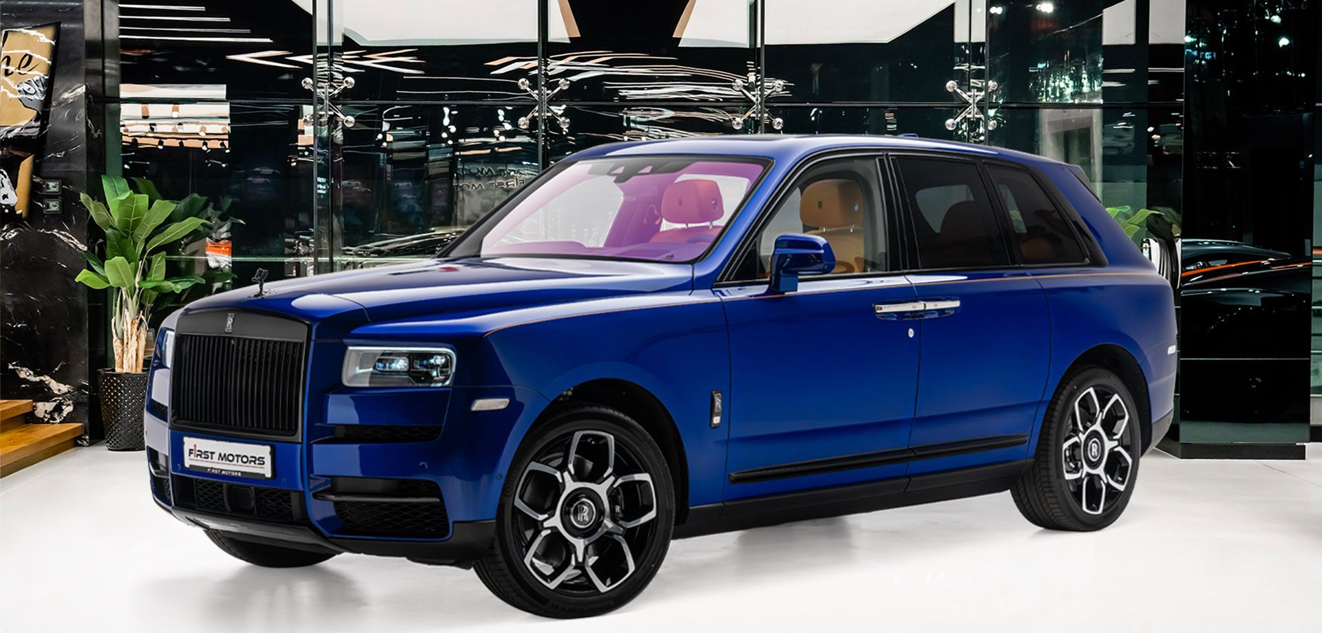 2023 Rolls-Royce Cullinan Black Badge, 2/20