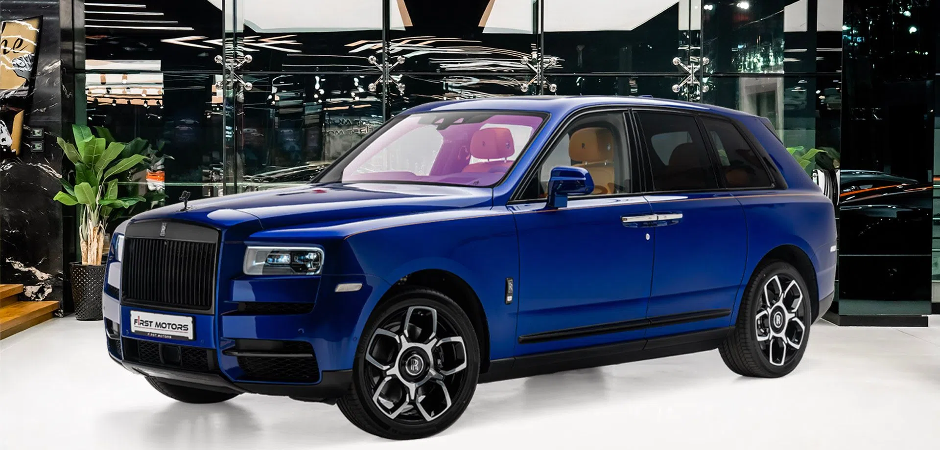 2023 Rolls-Royce Cullinan Black Badge for sale, exterior