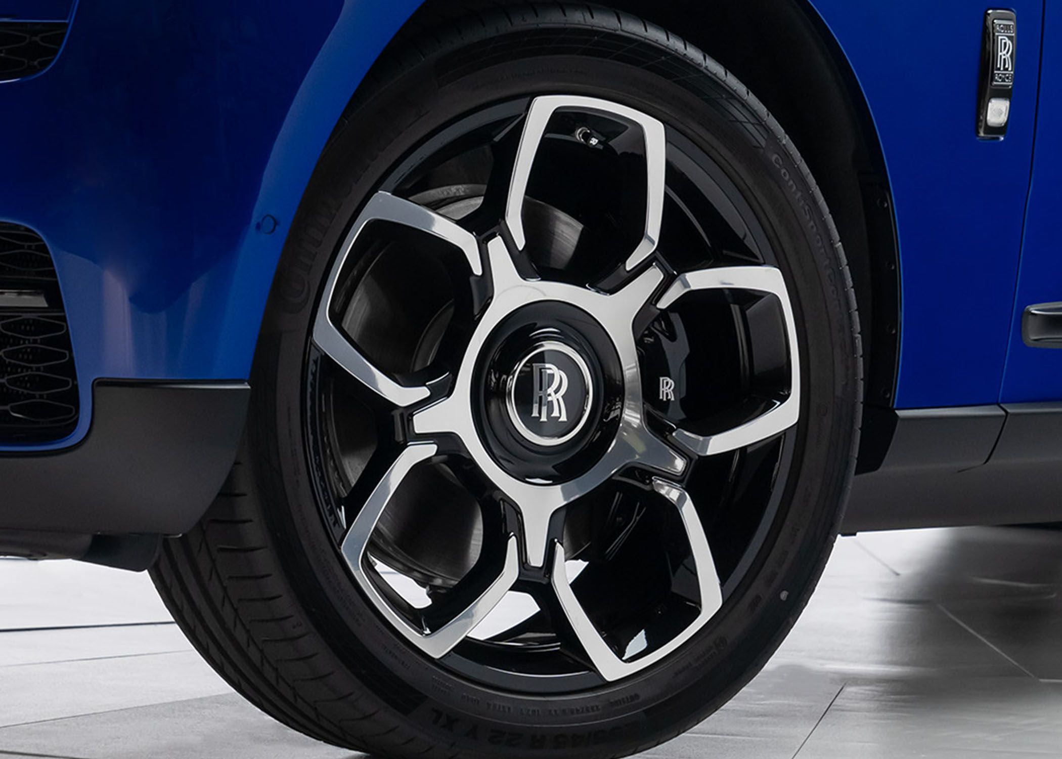 2023 Rolls-Royce Cullinan Black Badge, 20/20