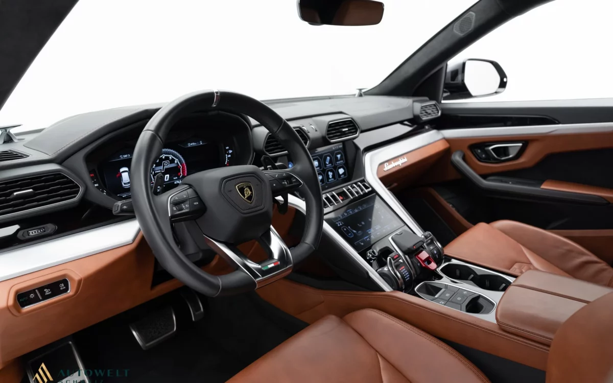 2020 Lamborghini Urus, 5/7