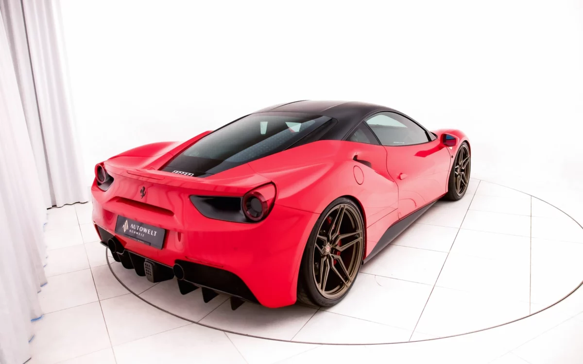 2015 Ferrari 488 GTB Vossen, 3/7