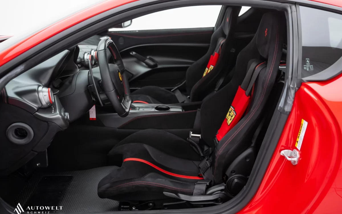 2016 Ferrari F12tdf, 5/7