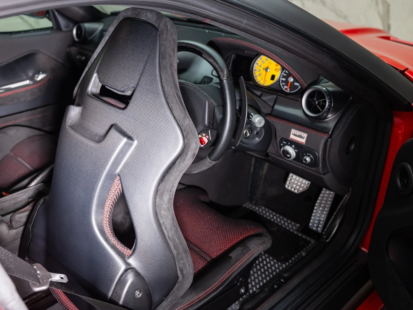 2010 Ferrari 599 GTO, 12/20