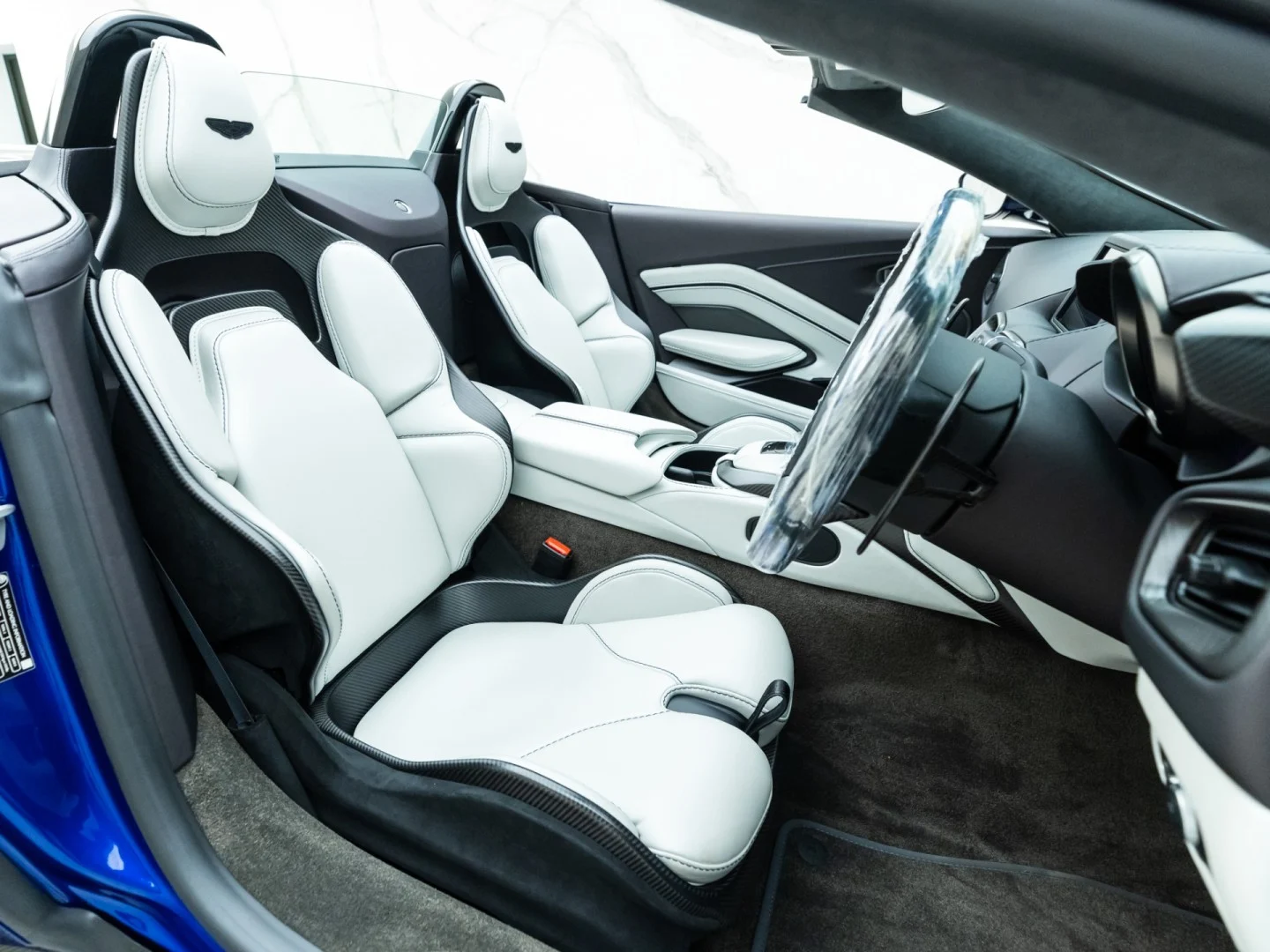 2023 Aston Martin V12 Vantage Roadster, 10/20