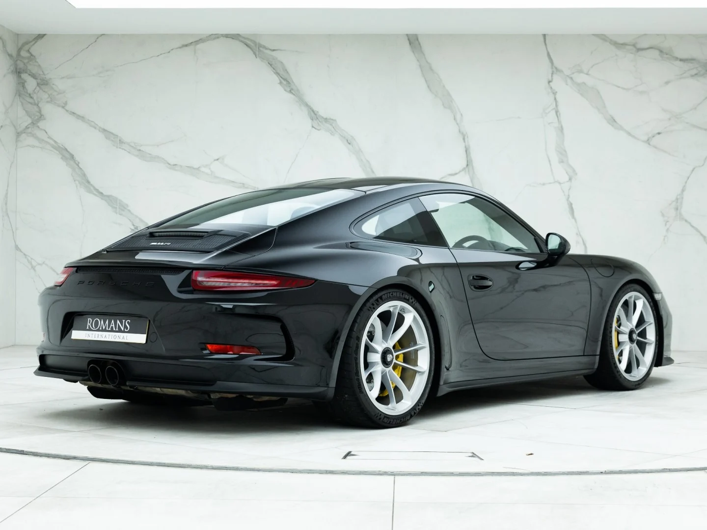 2016 Porsche 911 R, 3/20